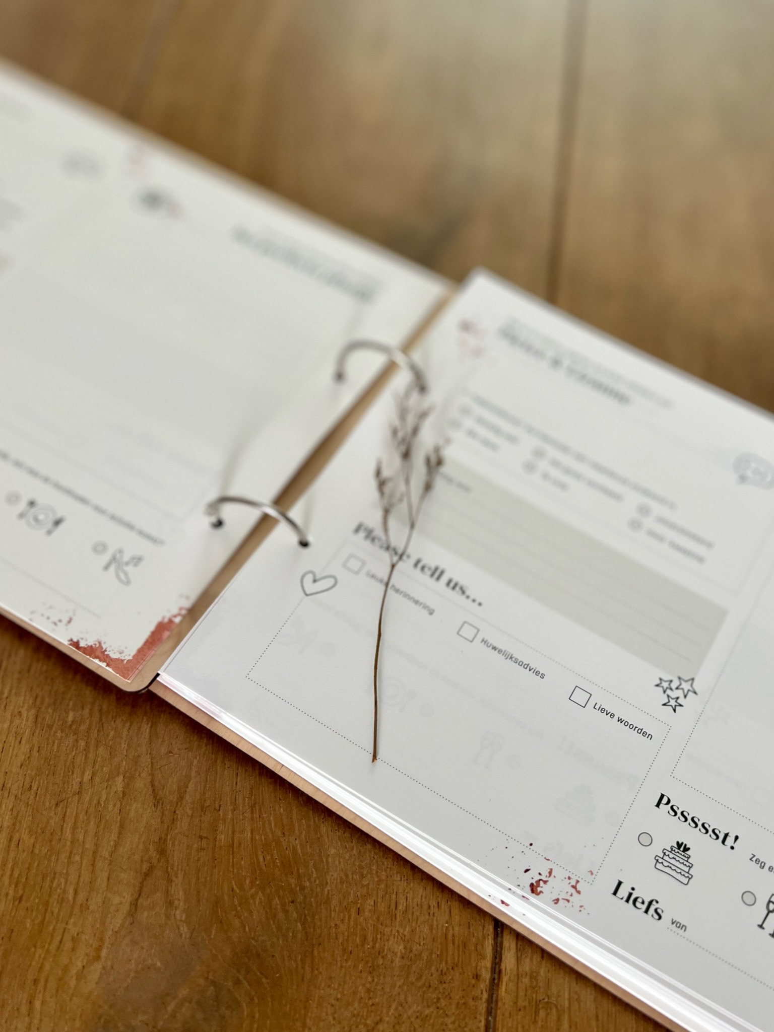 Gastenboek binnenzijde