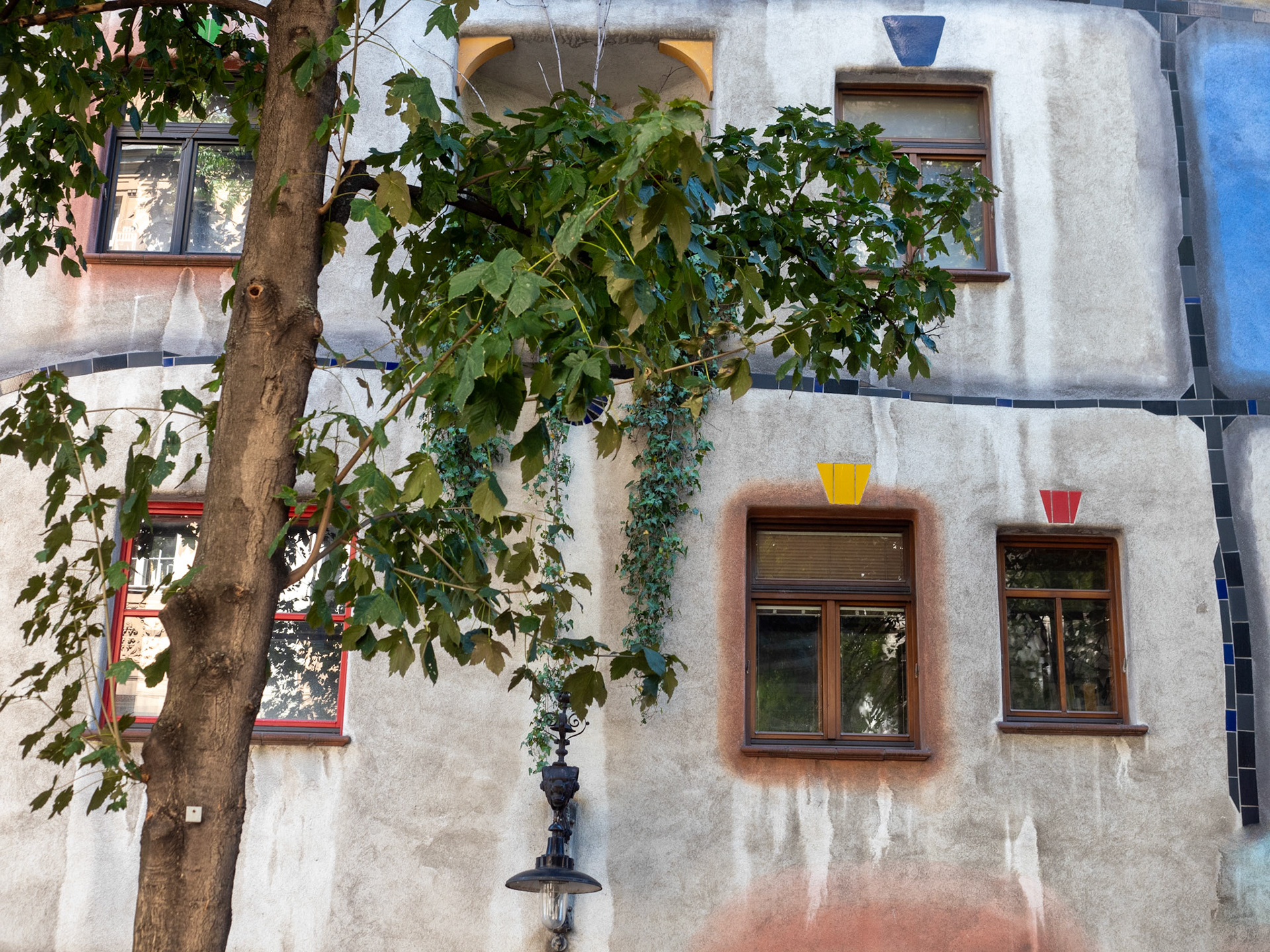 hundertwasser house vienna