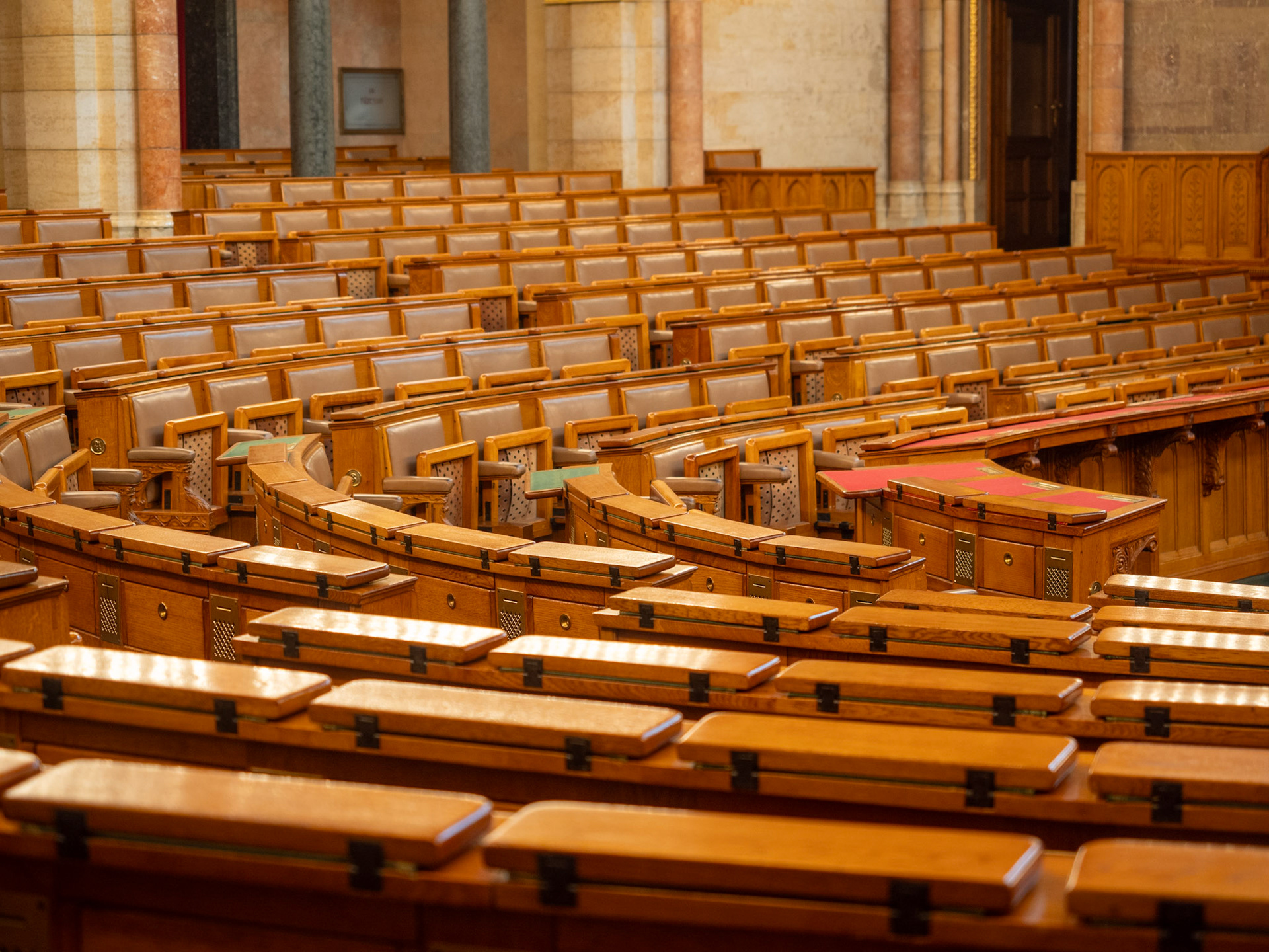 parlament building budapest