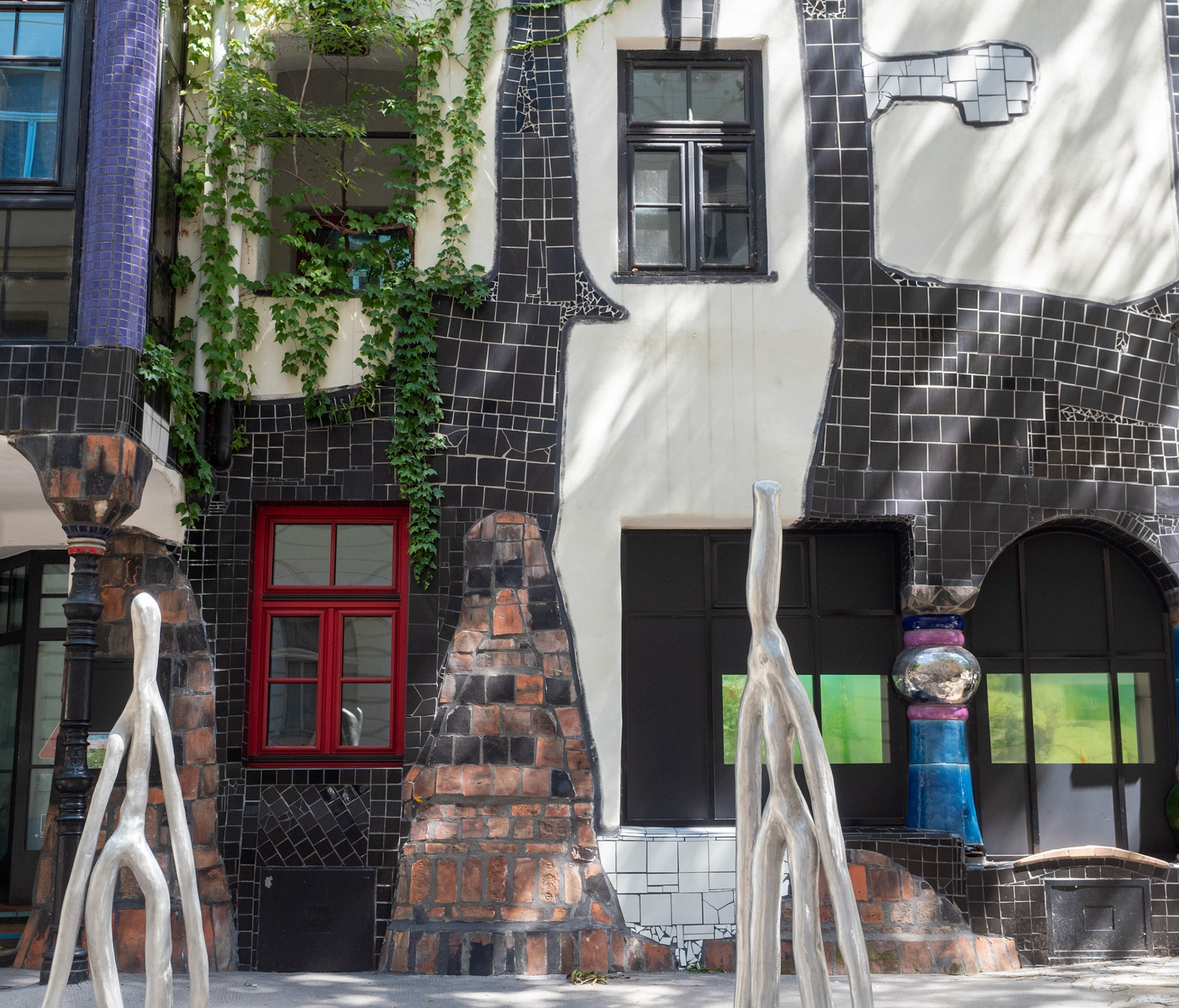 hundertwasser house vienna