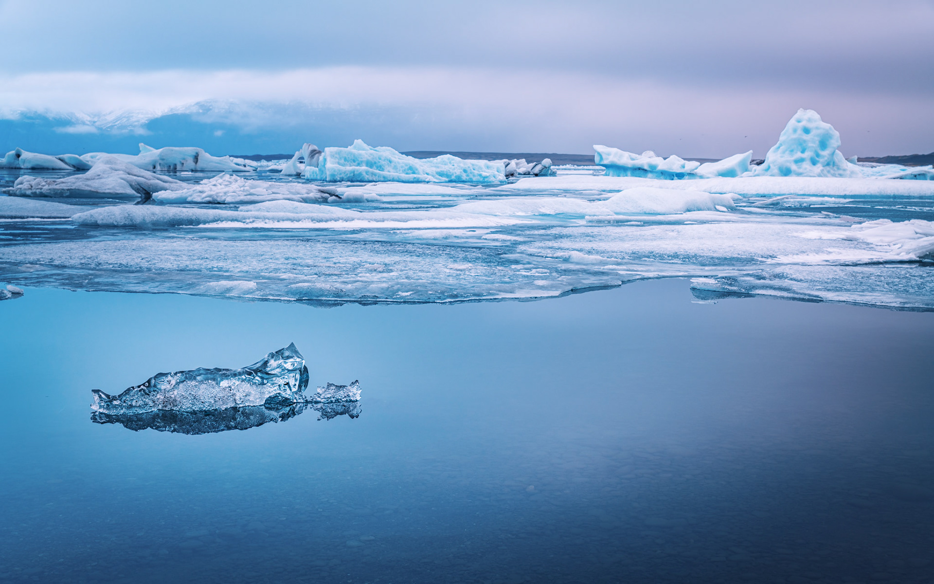 Ice Flow at Jökulsárlón