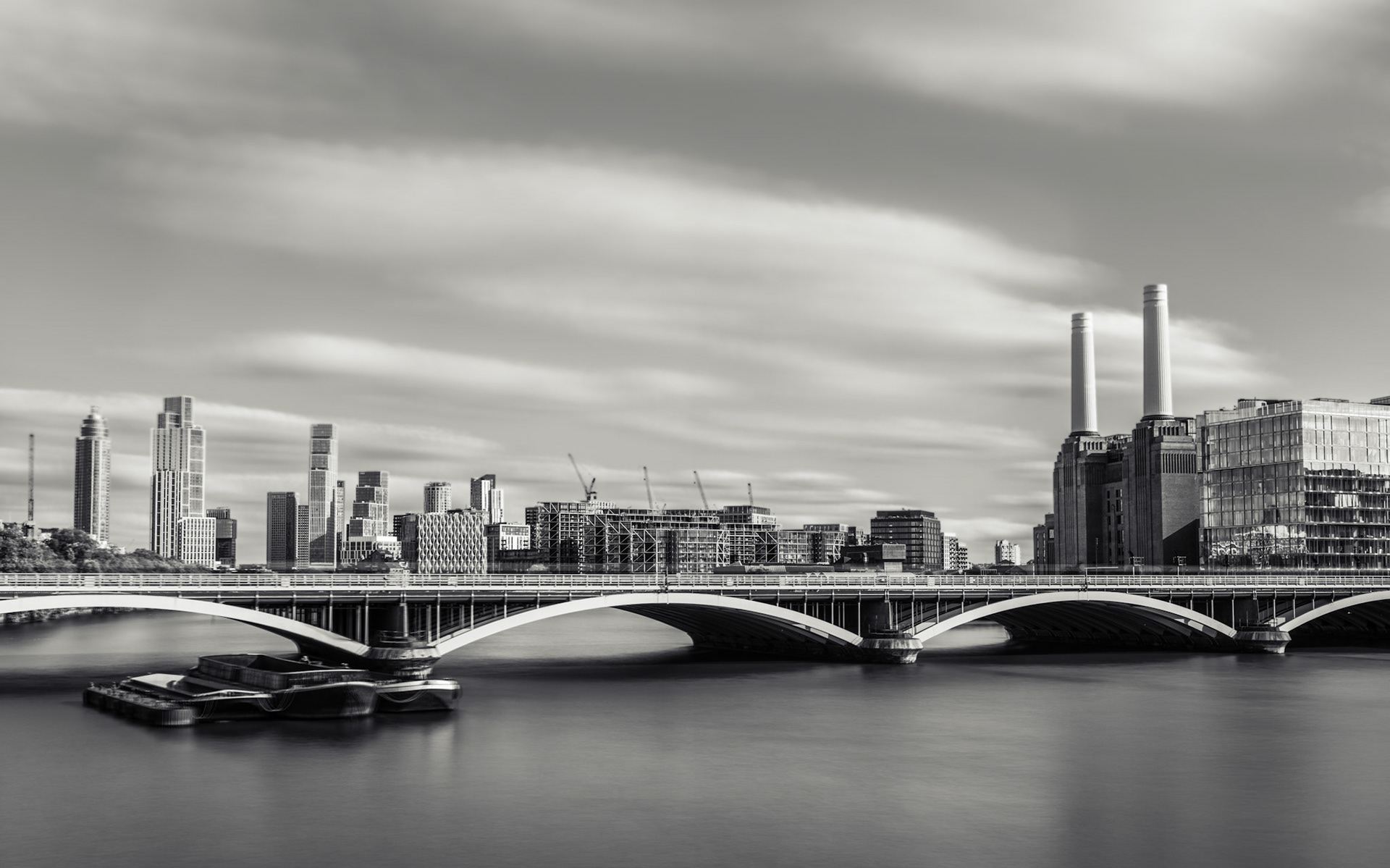 Grosvenor Railway Bridge and Battersea Power Station.