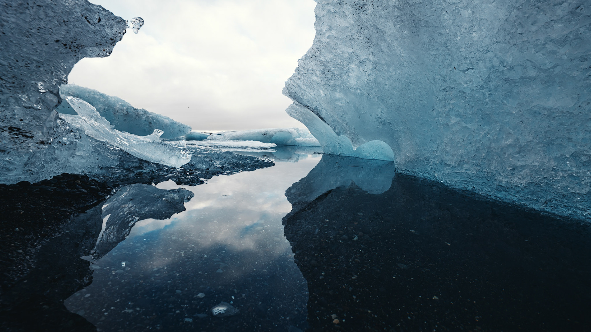 Ice Structures at Jökulsárlón