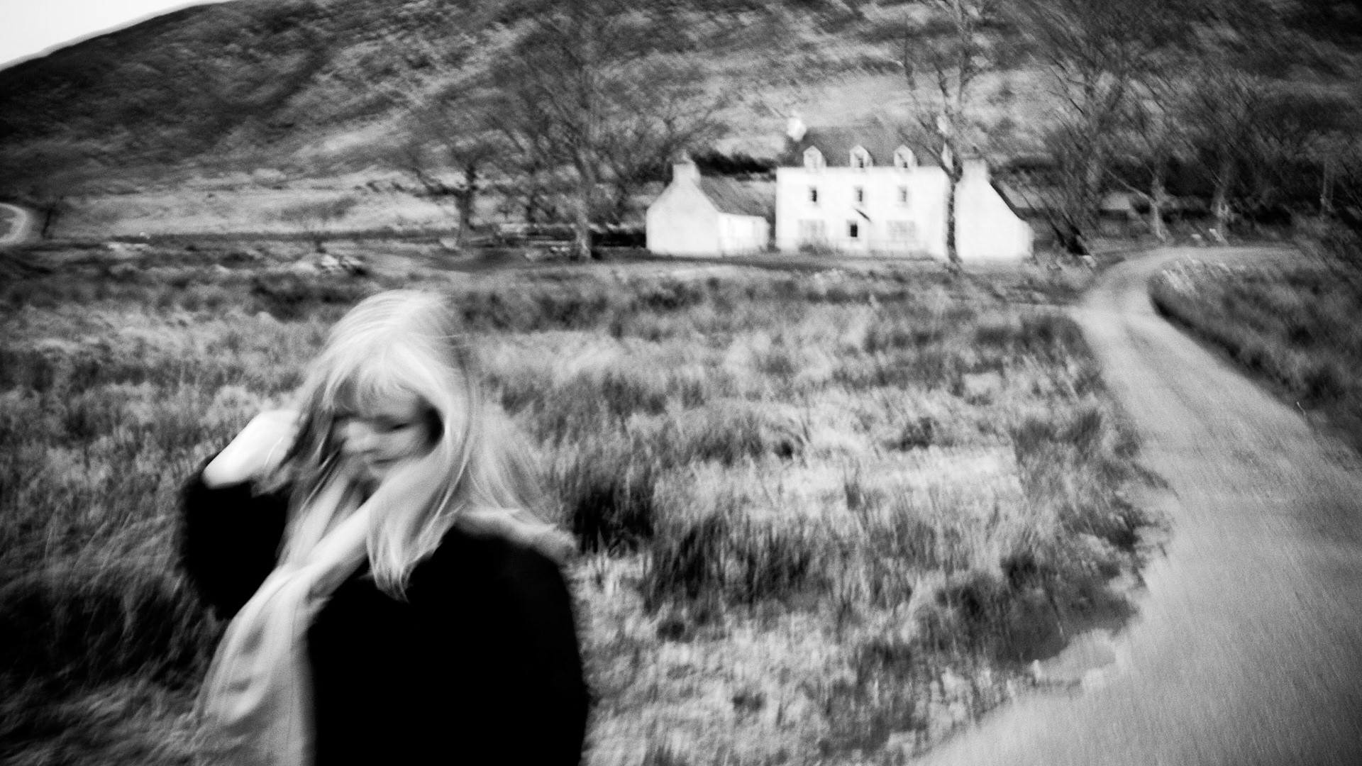 On the Thames with Justin and Larissa