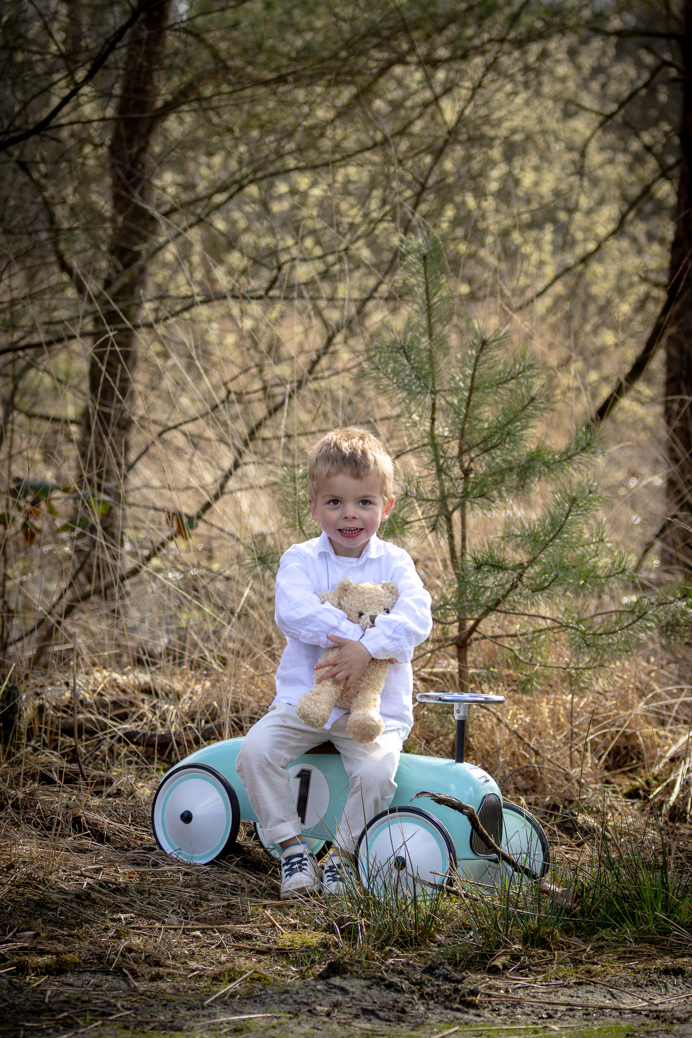 Familiefotoshoot in de natuur – Shana en Odin in Stappersven, Kalmthout