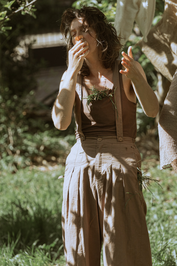 25