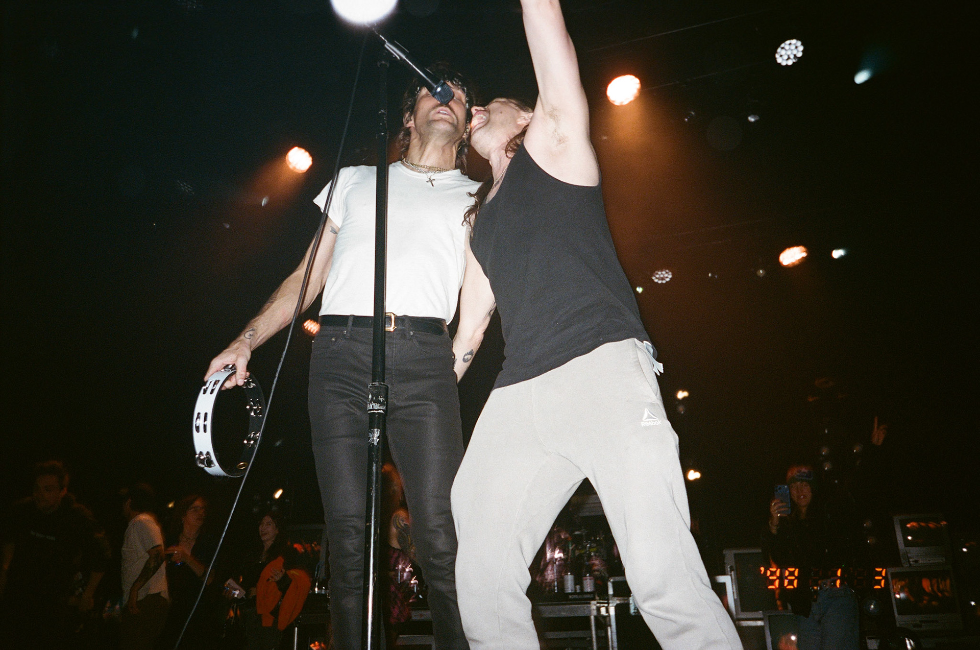 Behind the Scenes at Boys Like Girls Closing Show of Tour