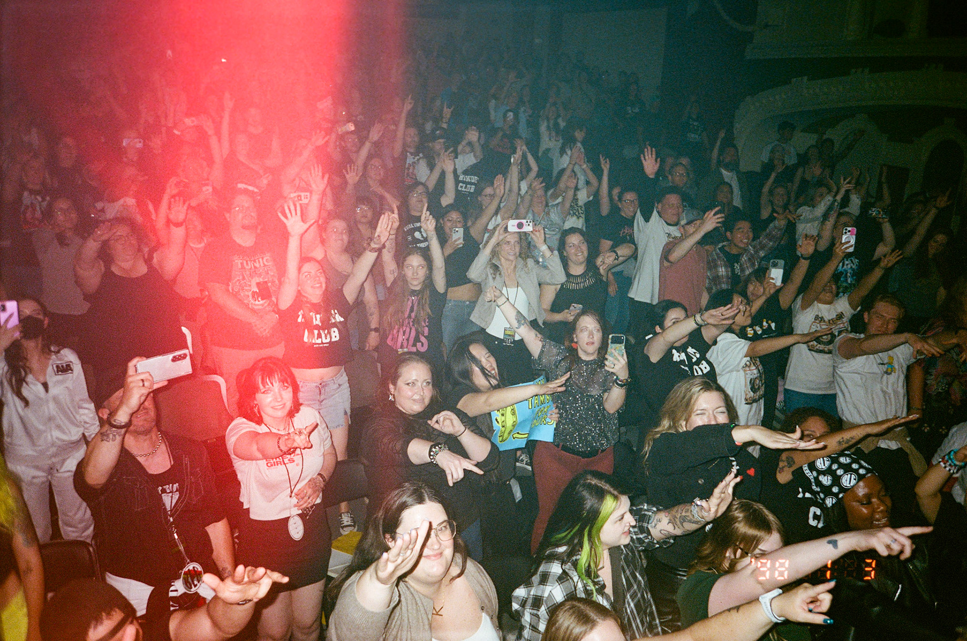 Behind the Scenes at Boys Like Girls Closing Show of Tour