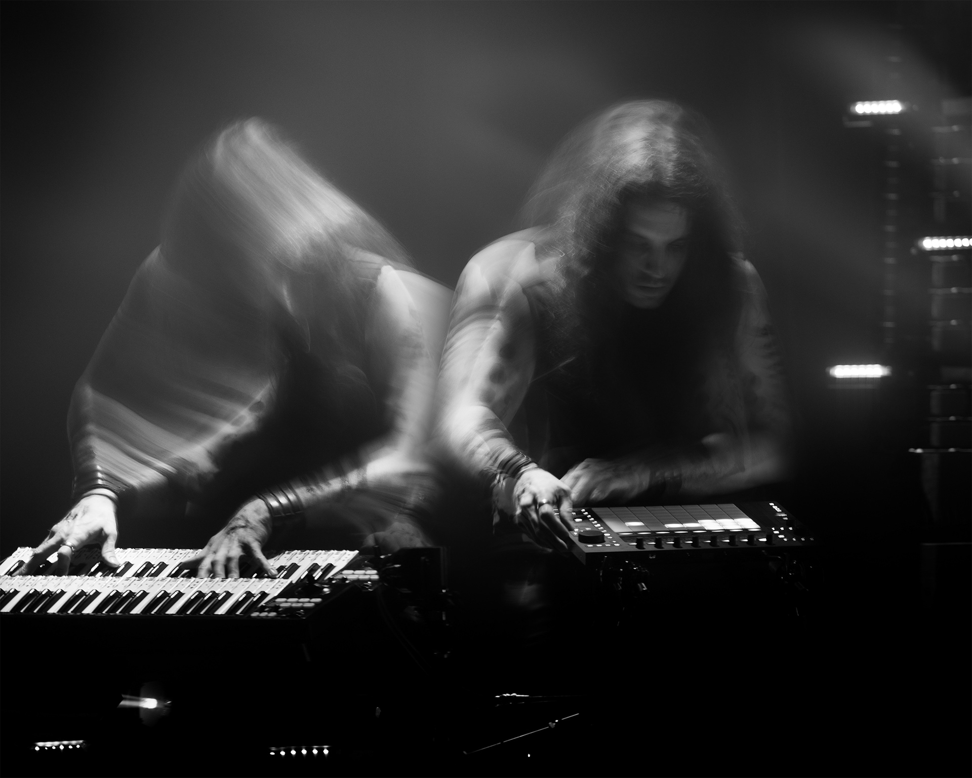 Neokosmos | Bain Mathieu