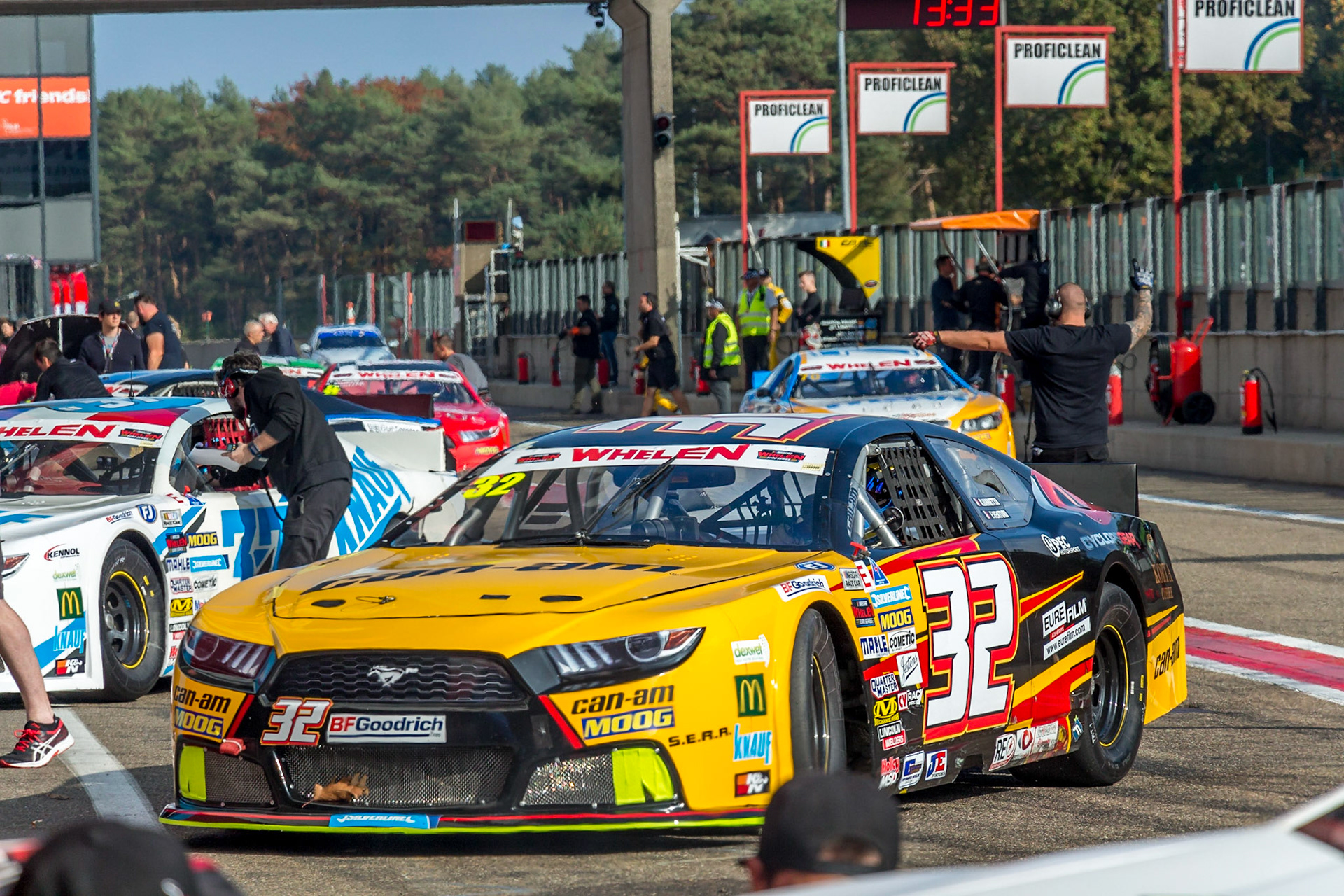 Whelen Euro Nascar ; Ford mustang van Ianetta -Venturi