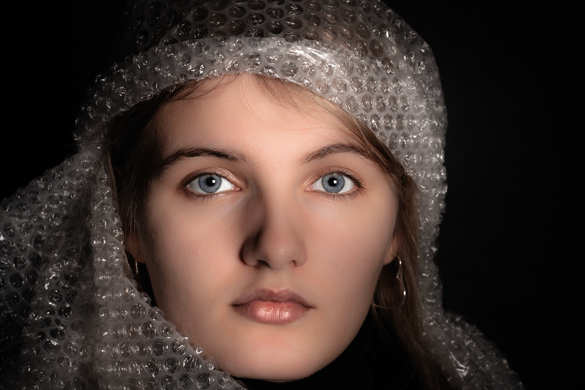 Model Jette met thema recyling.