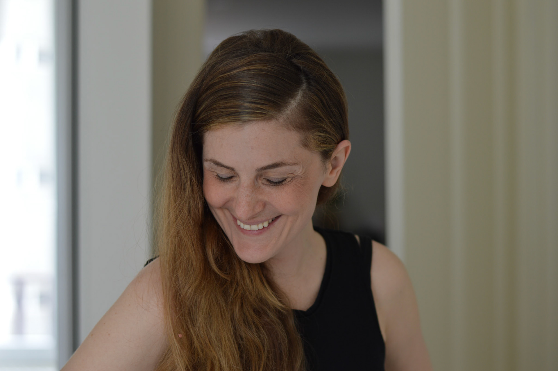 LinkedIn Profile. Professional woman portrait photography. Geneve. Switzerland.