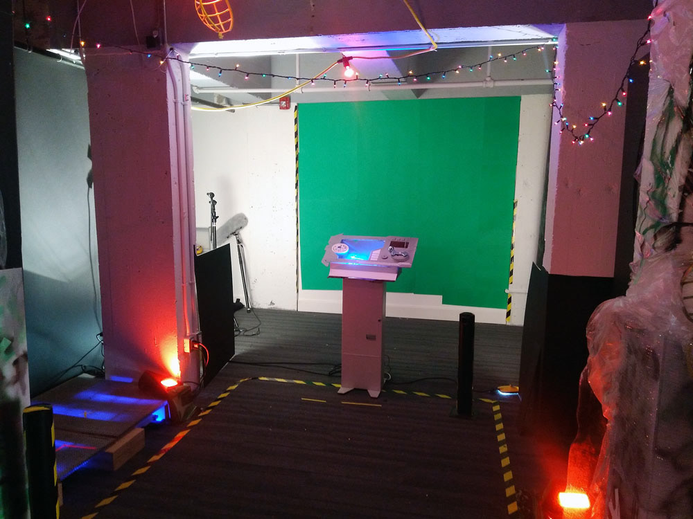 Spaceport order booth, with teleporter on the left