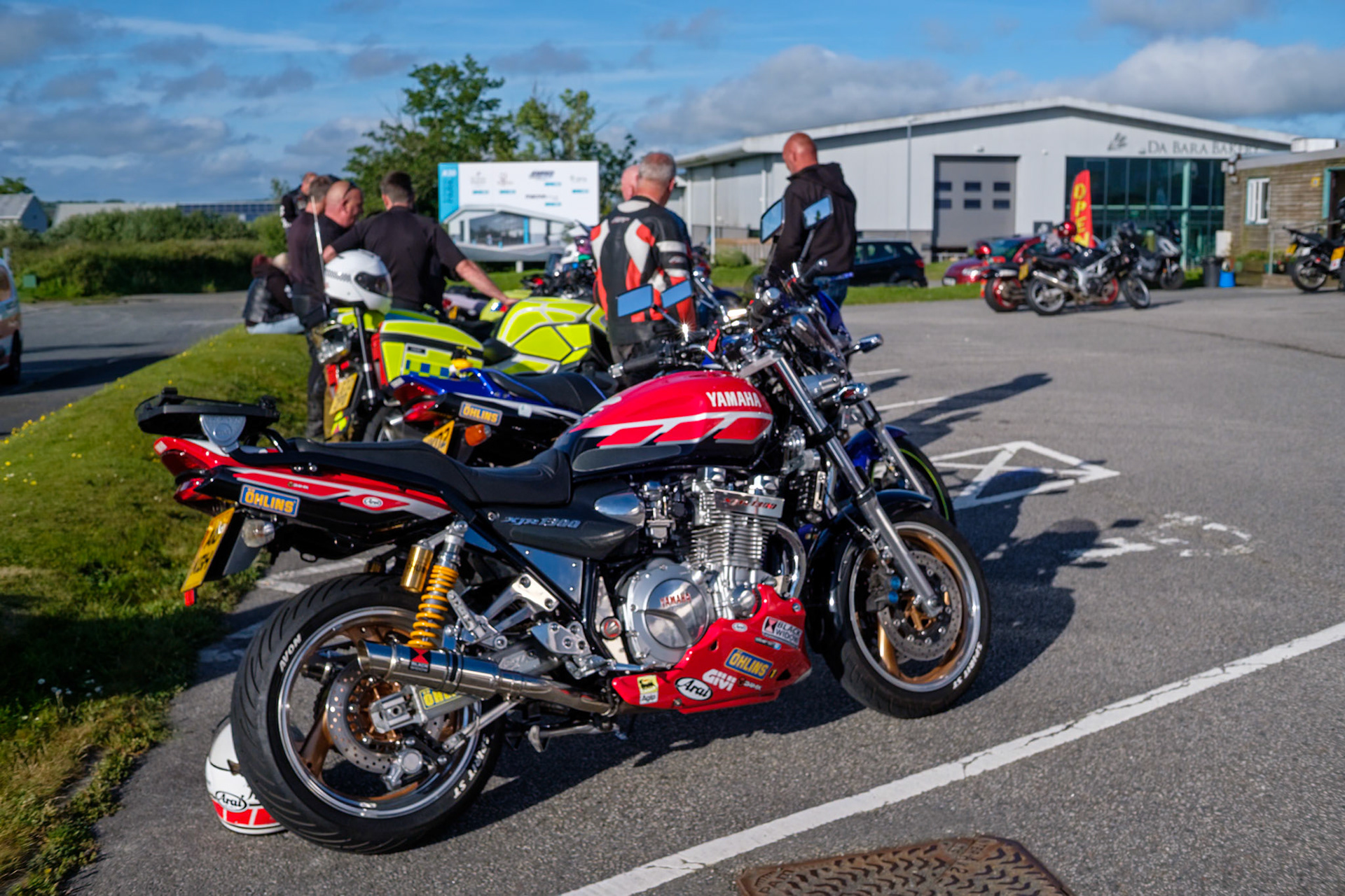 Yamaha XJR 1300 & Police