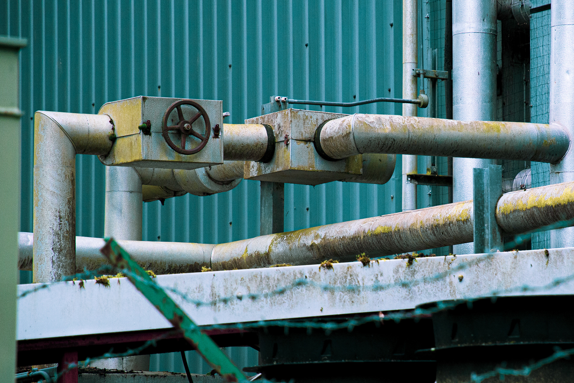 53/365 Some grimey pipes near at work.