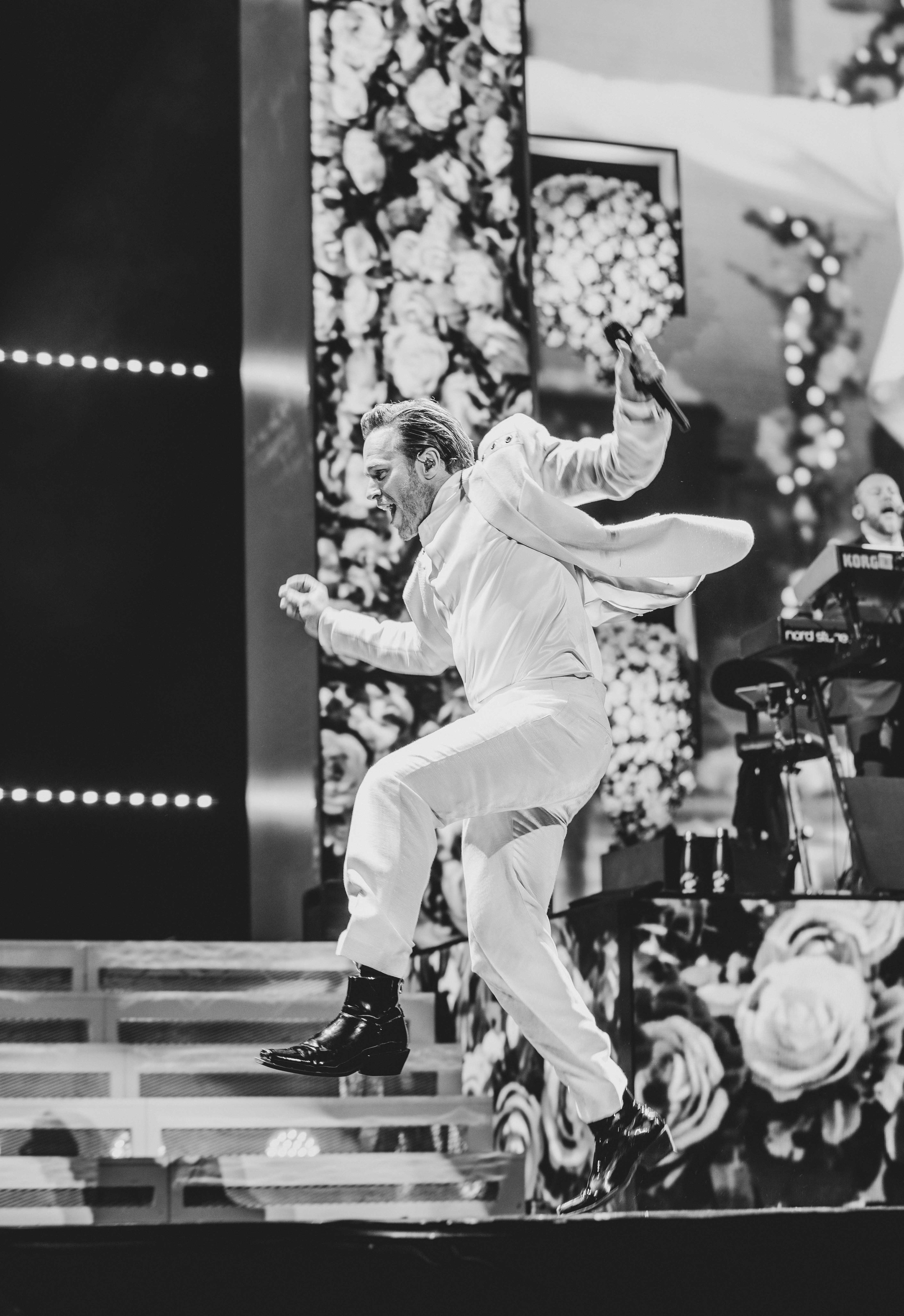 OLLY MURS