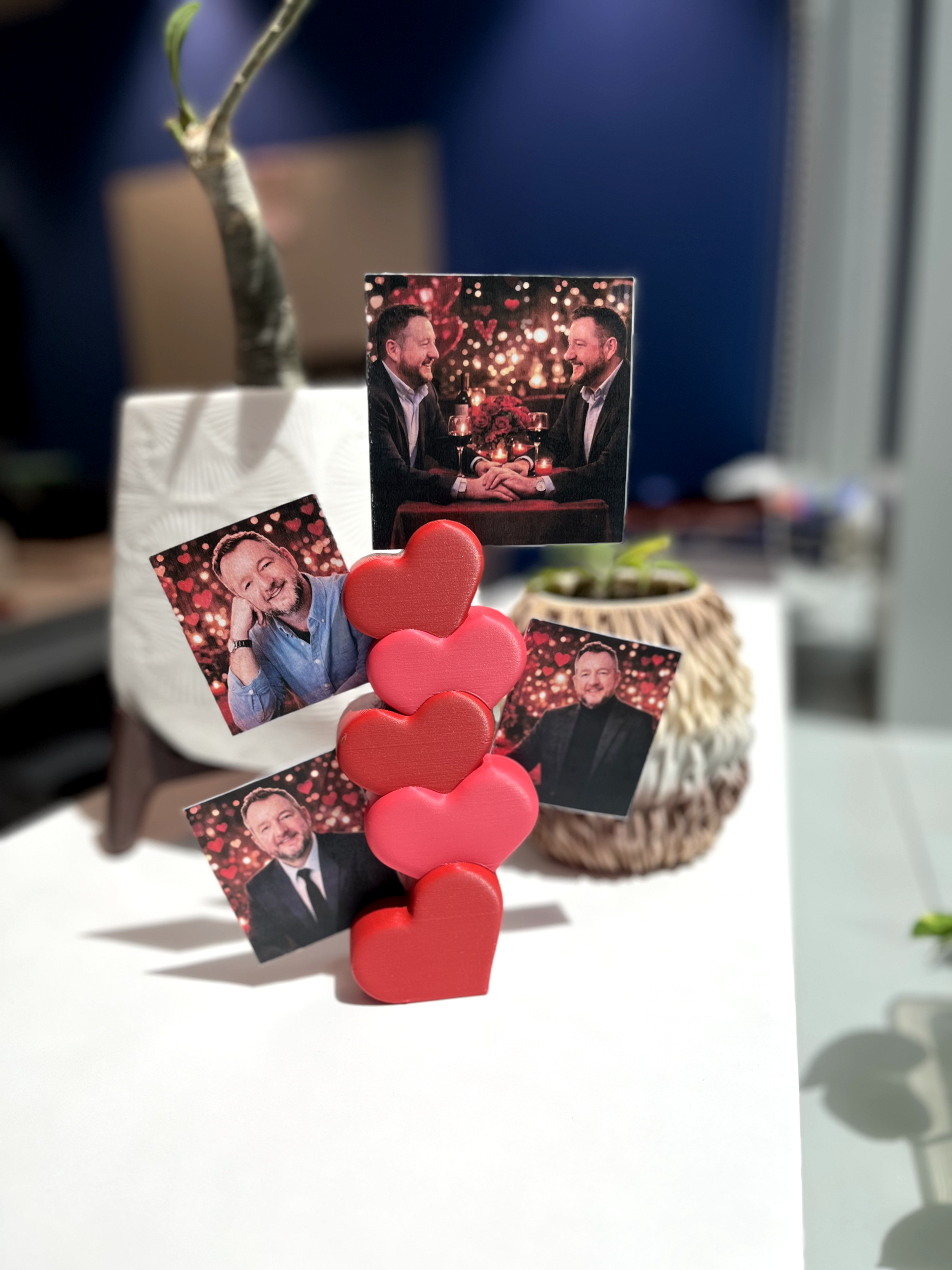 08 stacked_hearts_photo_holder