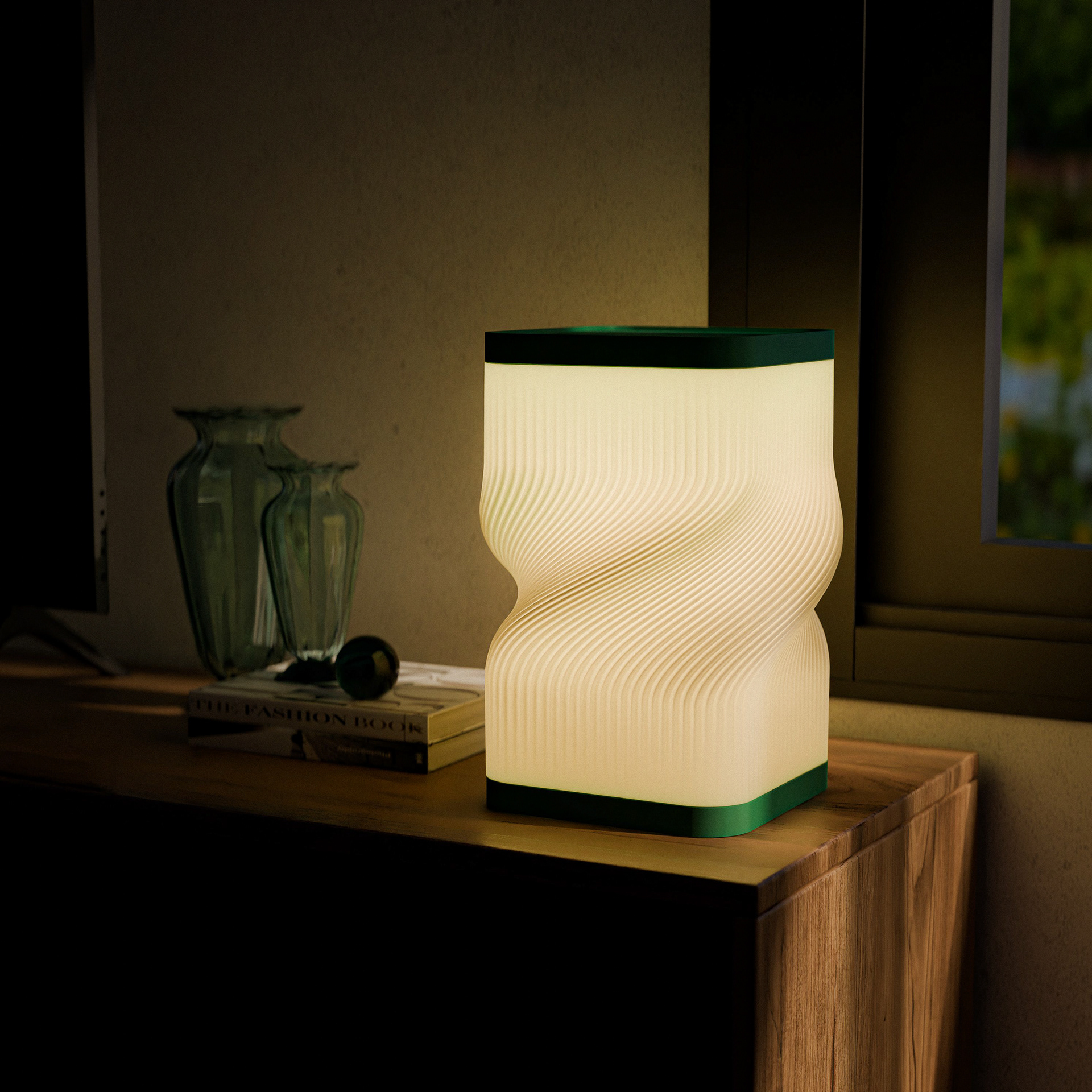 37 Torsion Lamp