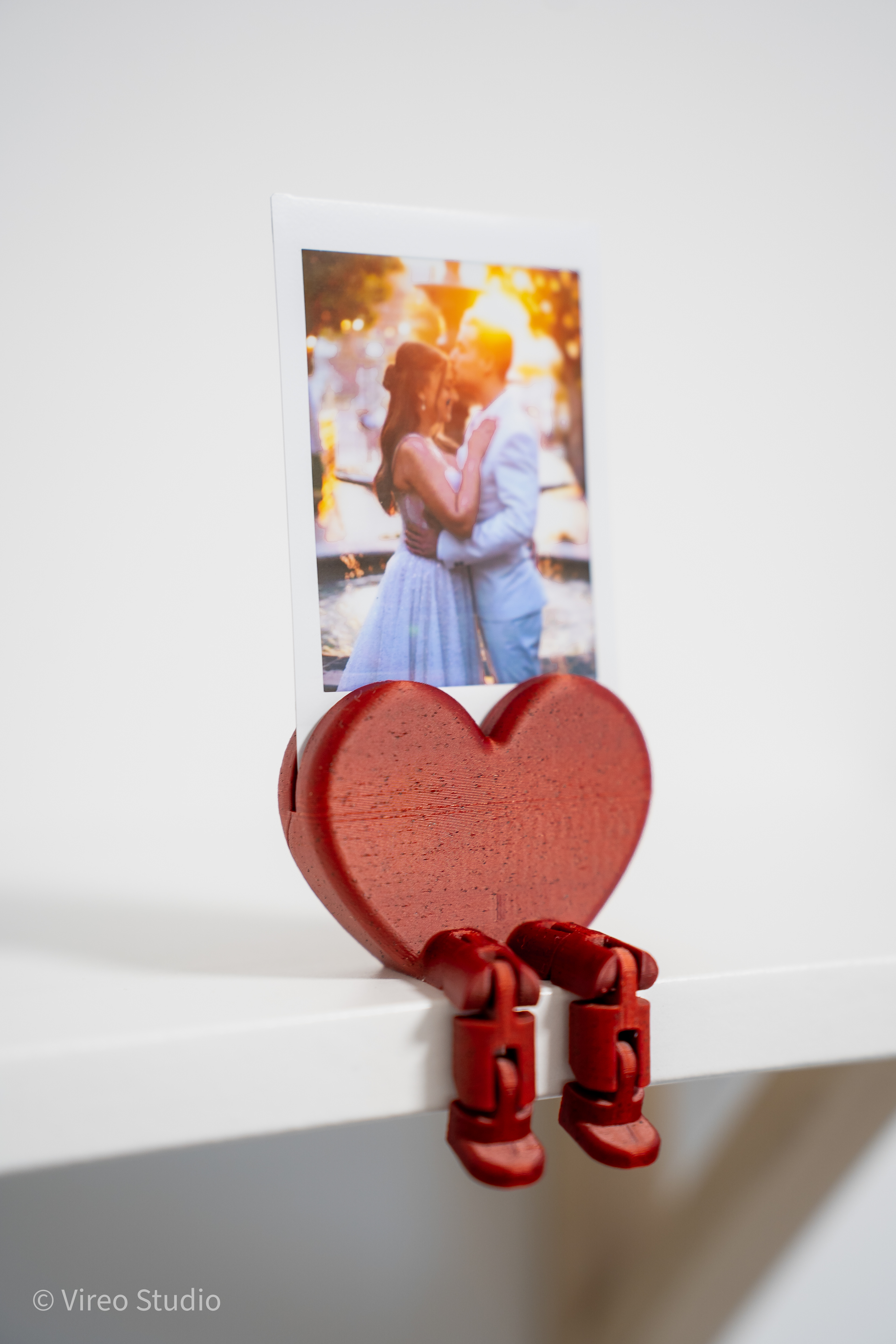 11 flirty_heart_photo_card_display_with_flexible_legs