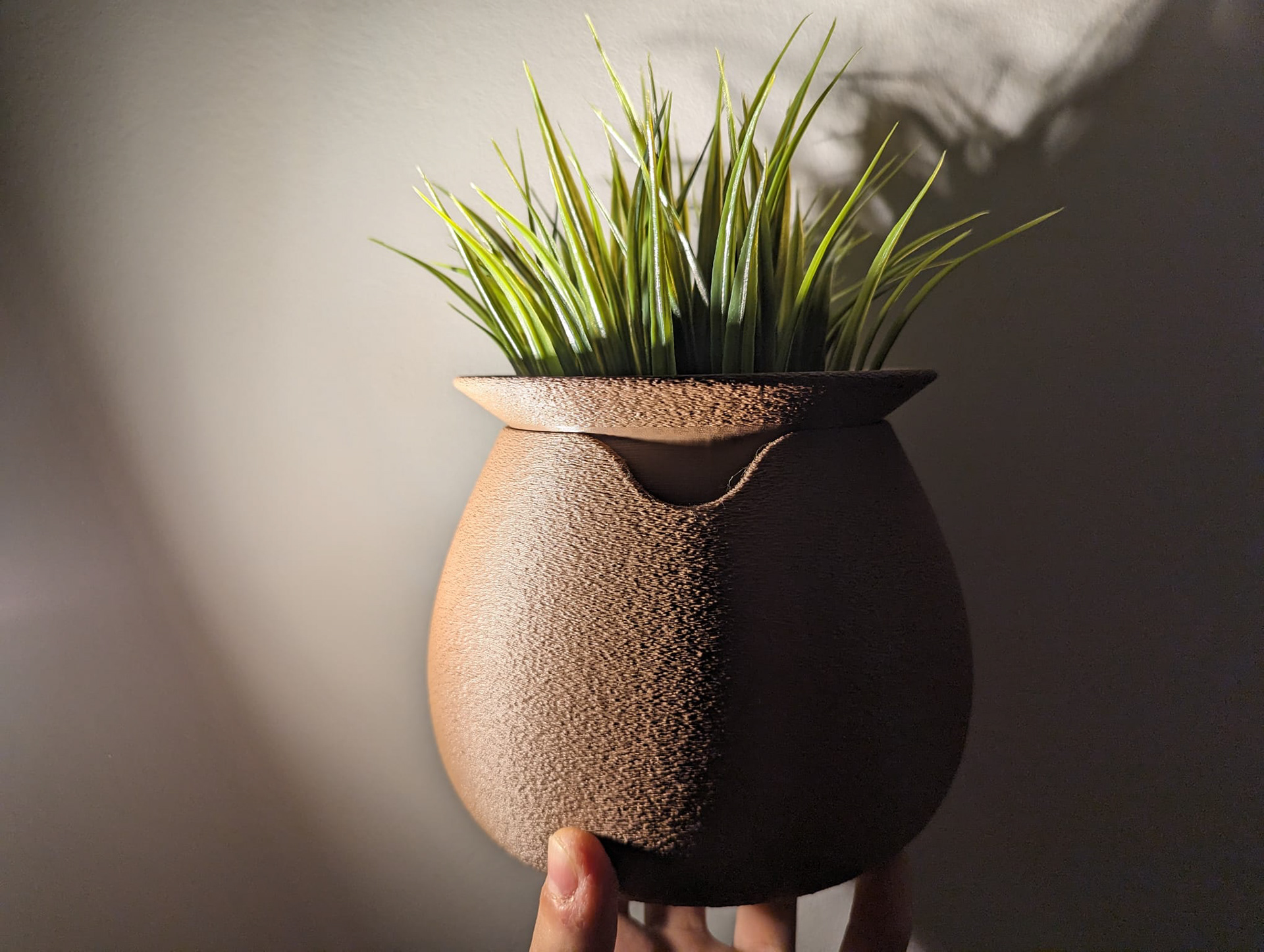 03 aquaflora_self_watering_planter