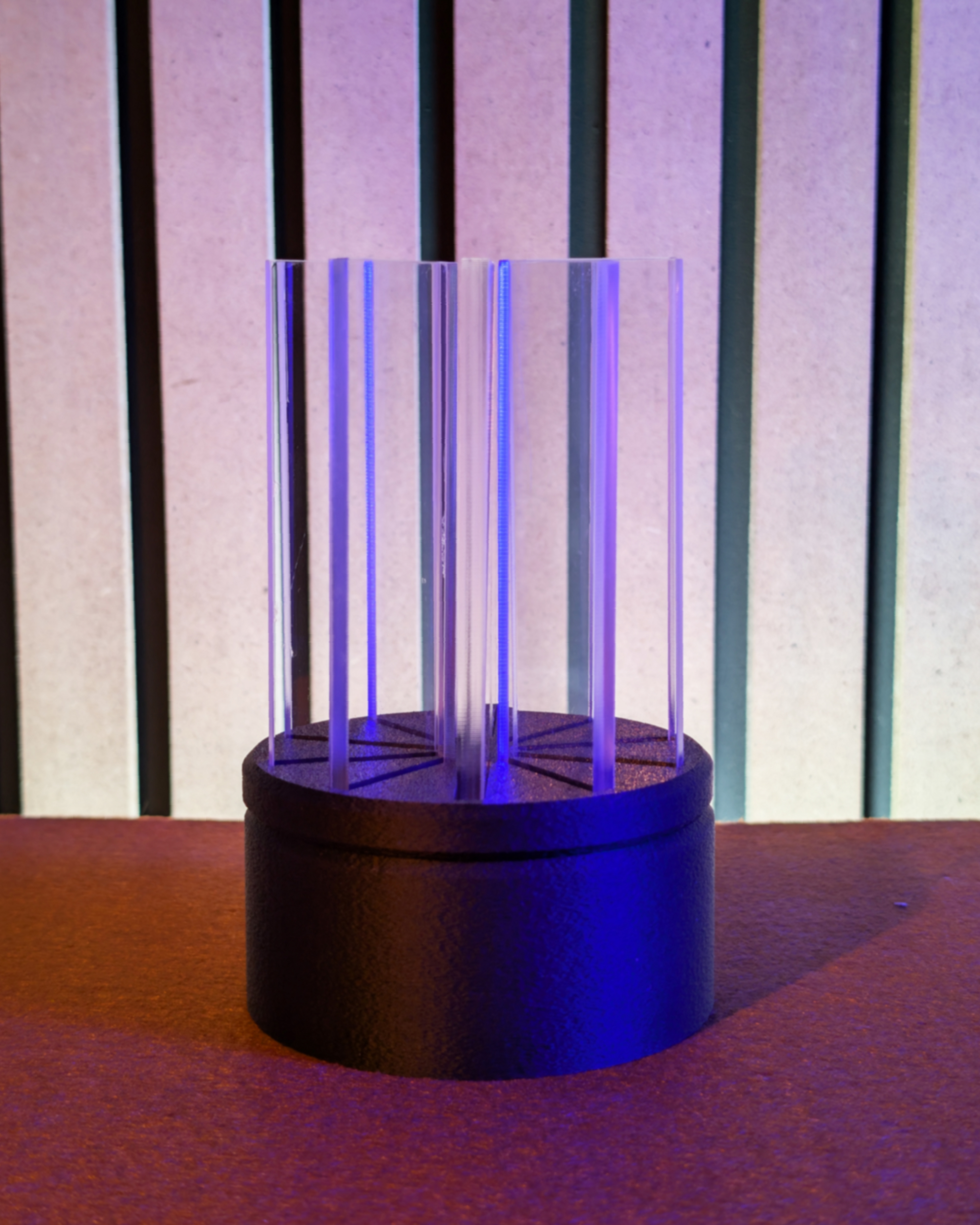 08 glass_heart_desk_lamp