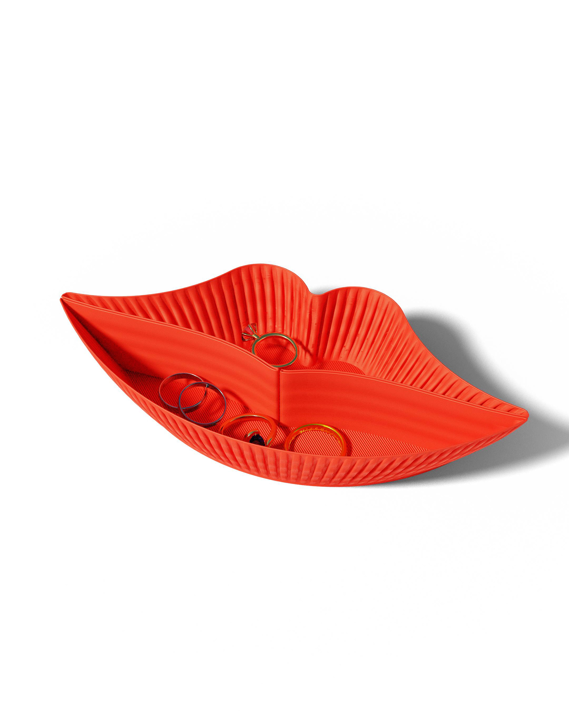 06 lips_plate