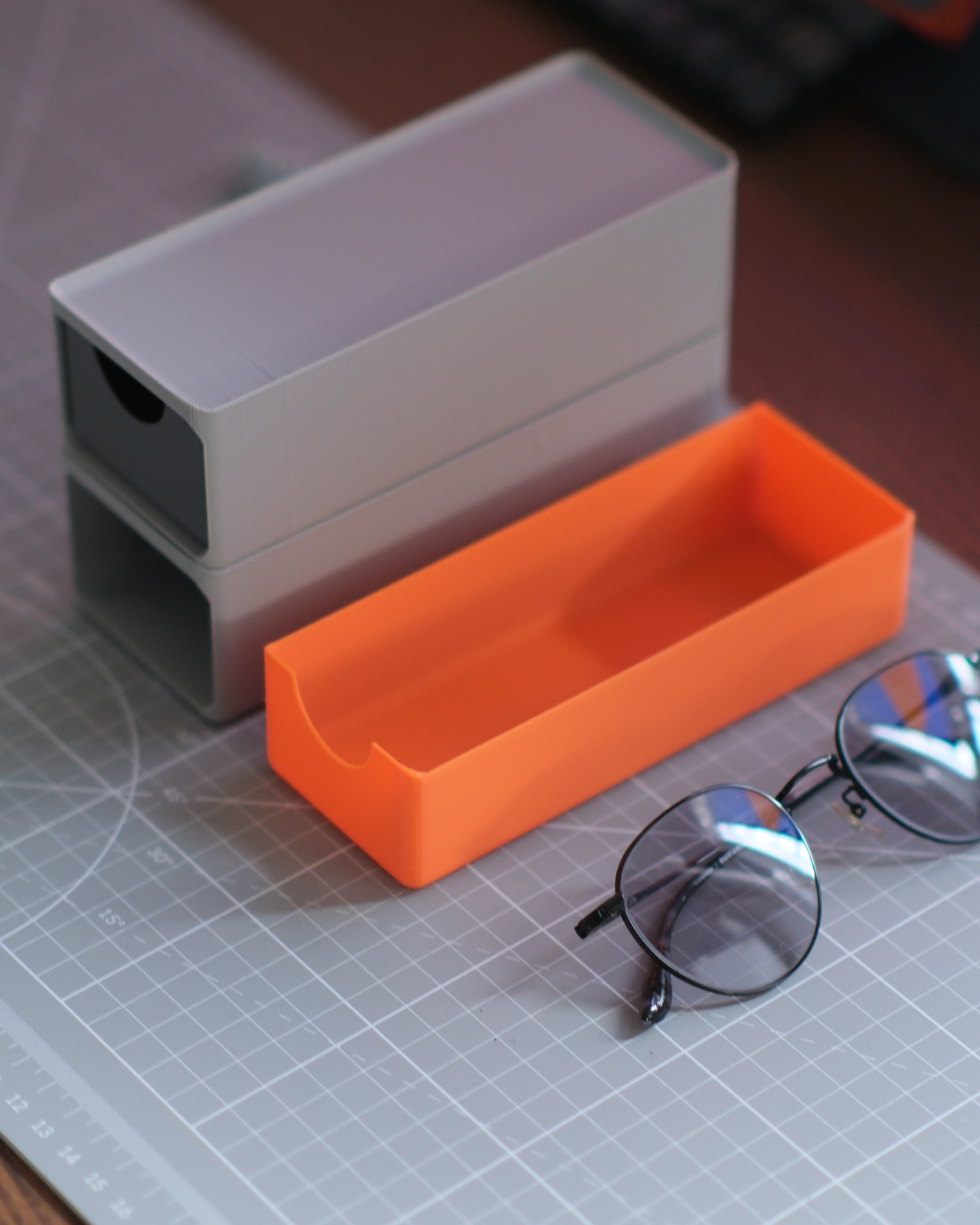 11 modular_glasses_storage_drawer_stackable_eyewear_organizer