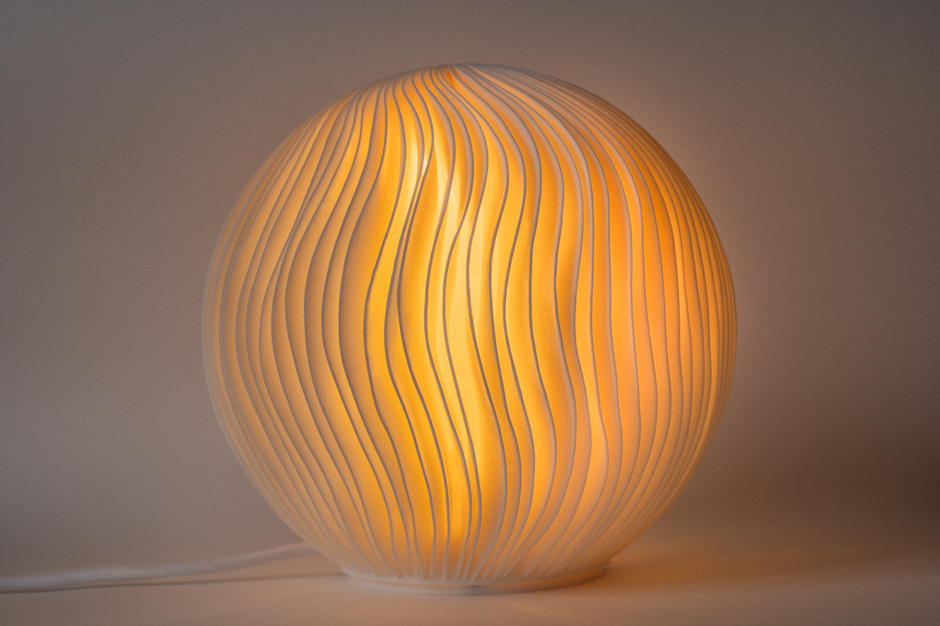 05 Wind-Sculpted Lamp