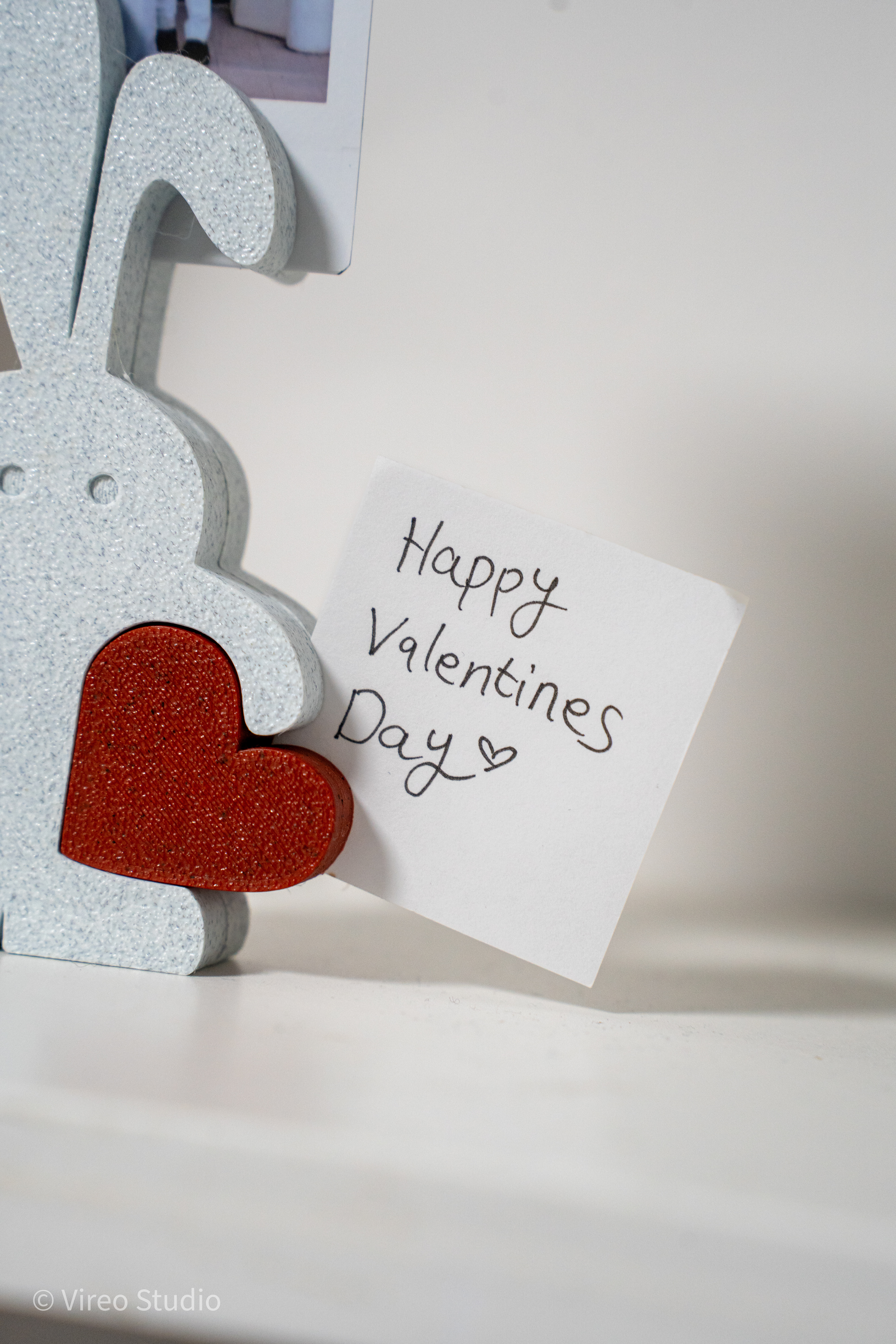 12 valebunny_magnetic_bunny_heart_valentine_display_fridge_magnets