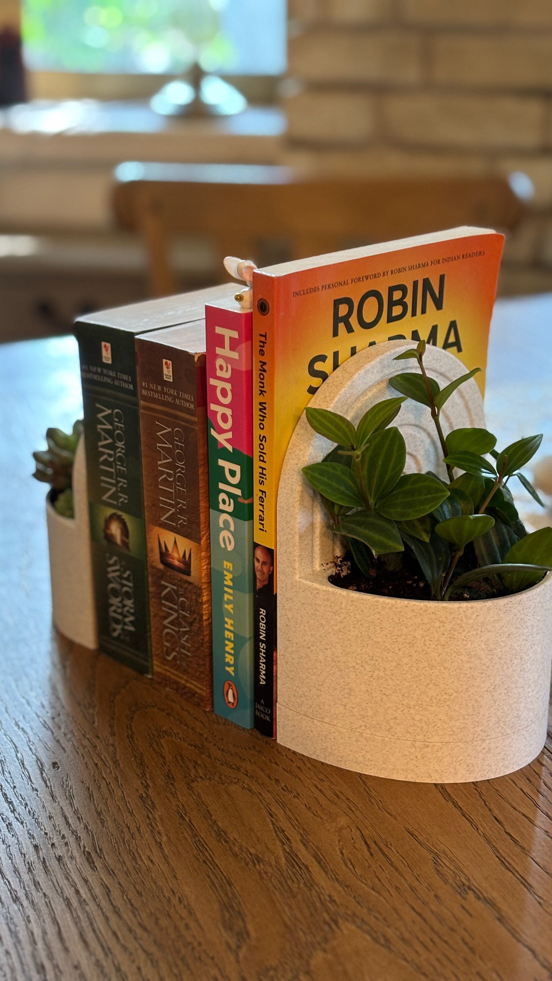 02 bookend_planter_with_water_reservoir