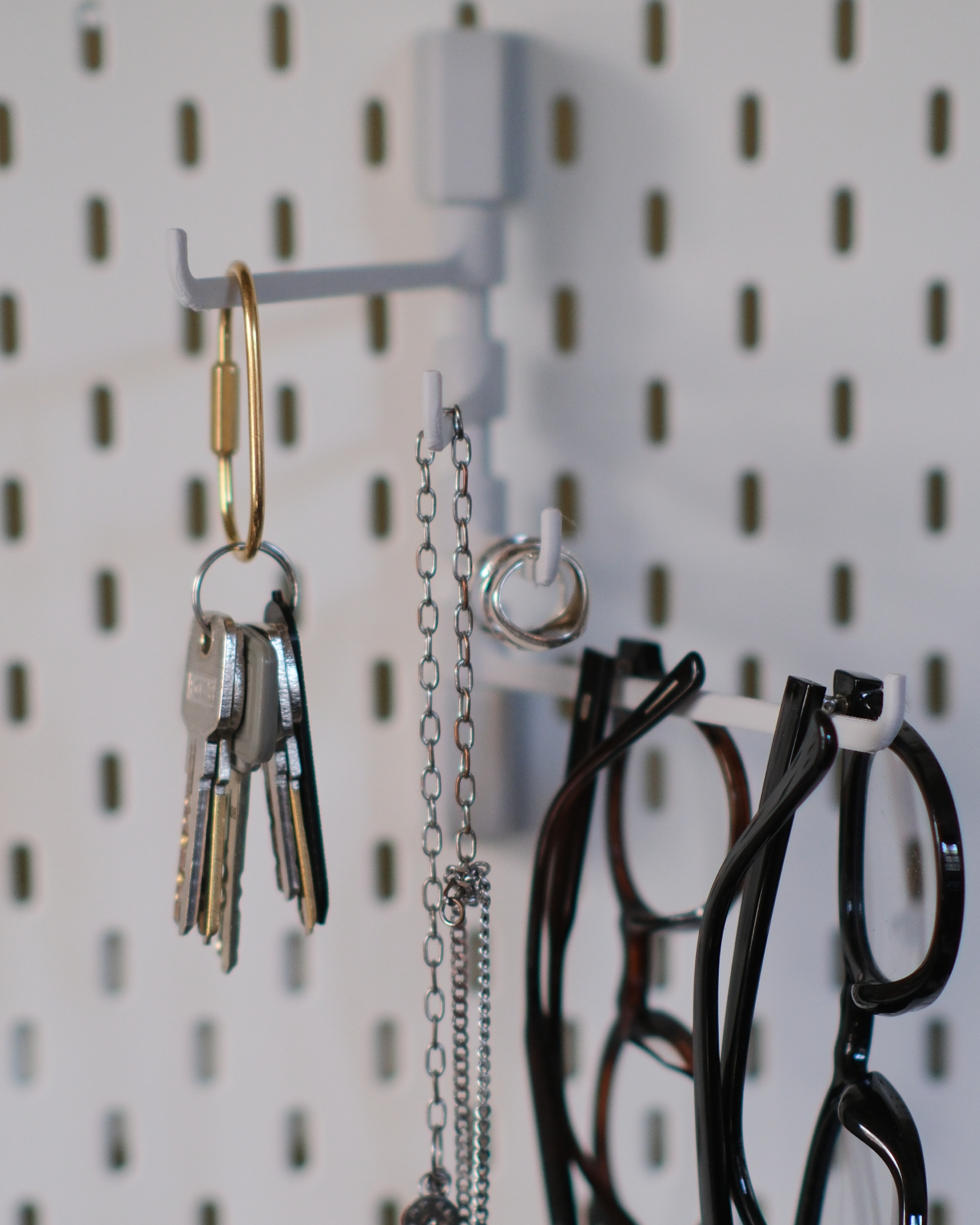 04 ikea_sakdis_rotatable_hook_set