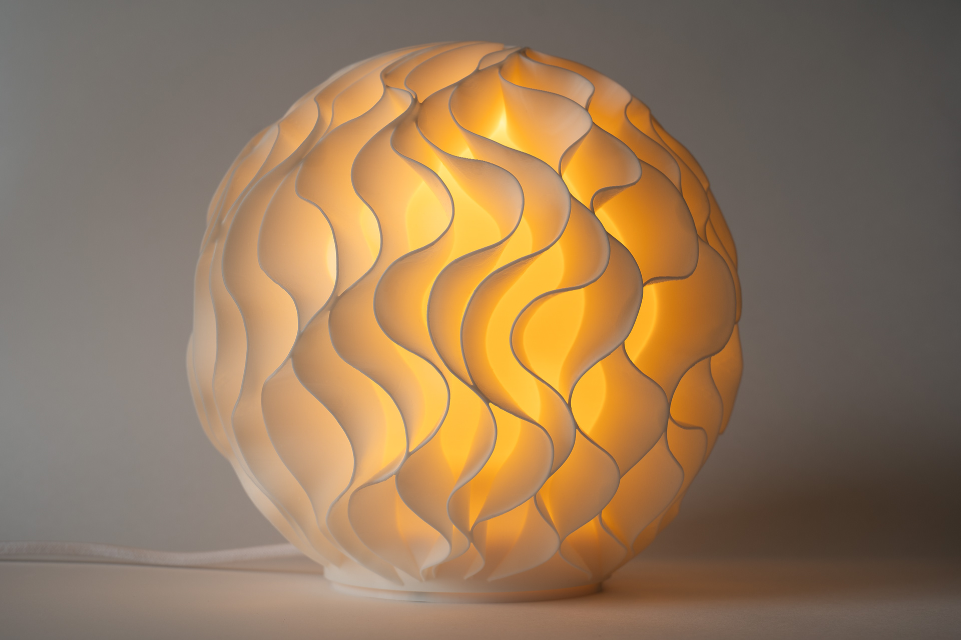 10 Growth Sculpted Lamp