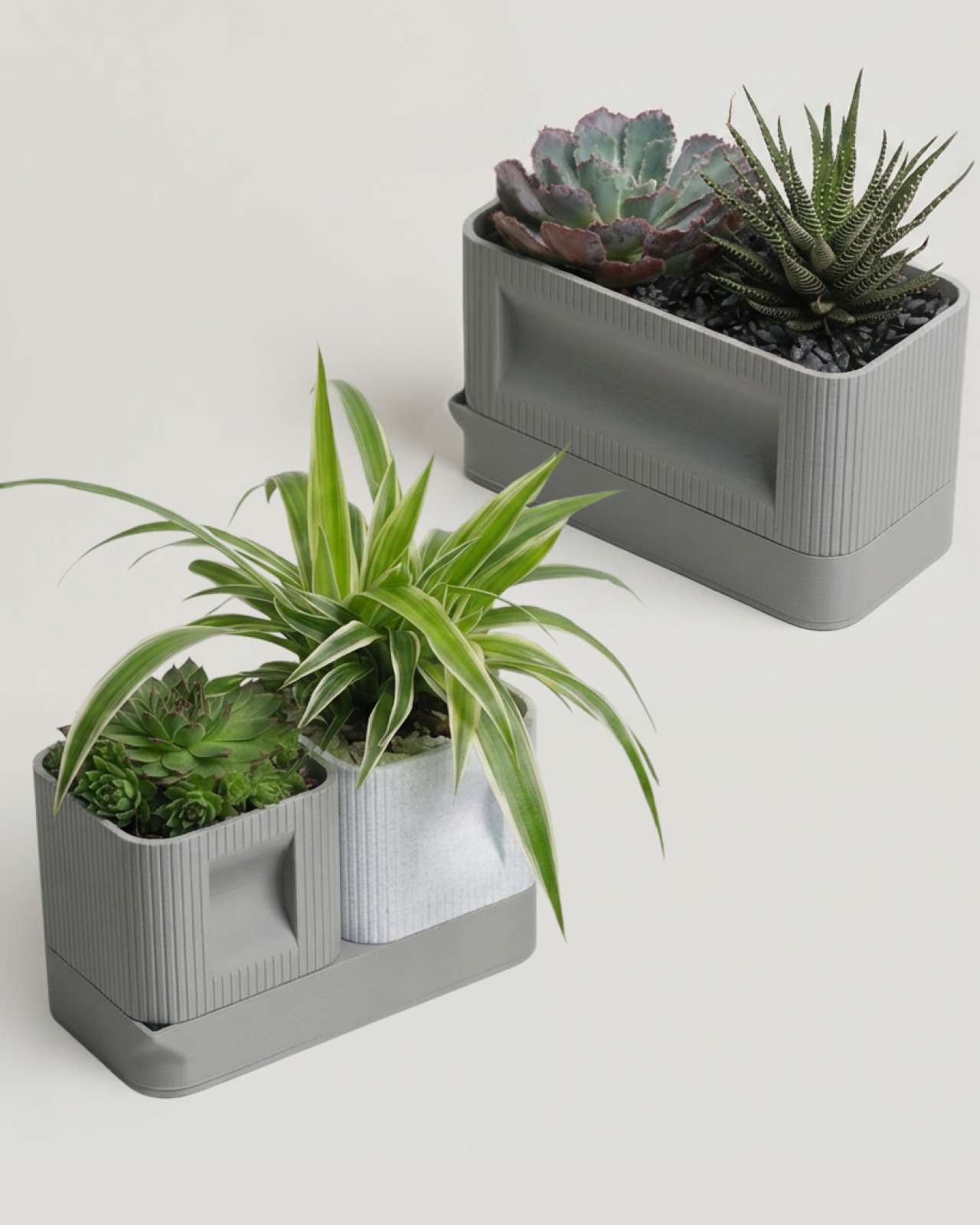 02 aura_duo_architectural_ribbed_square_planter_with_hidden_drainage