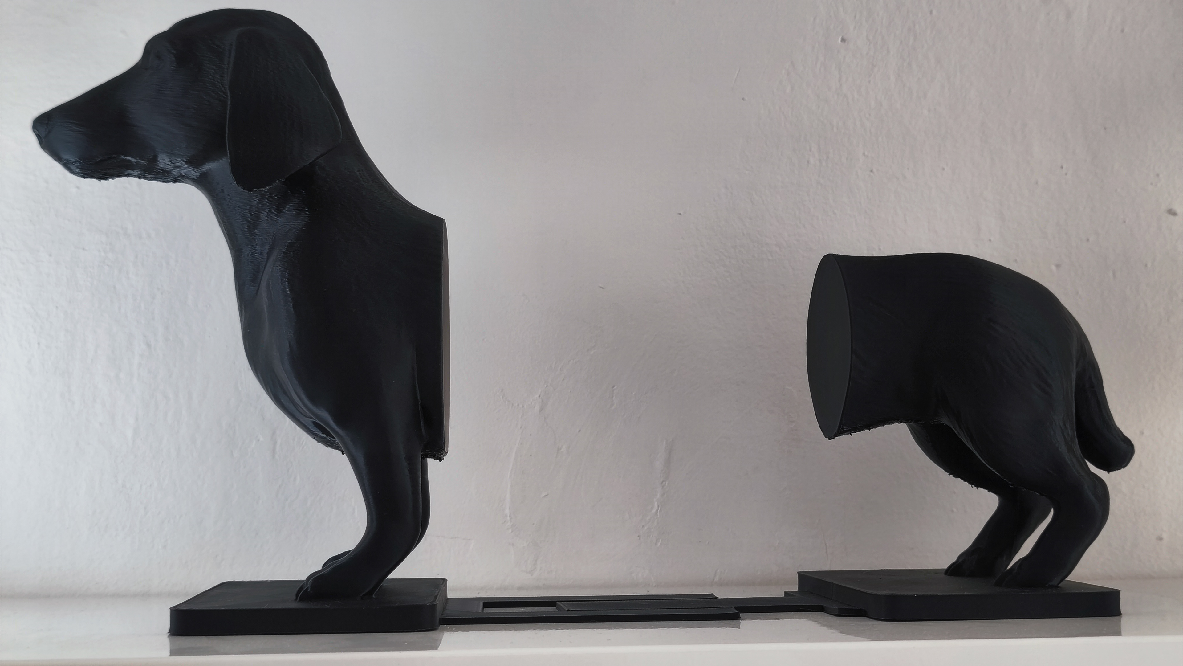 07 dog_book_holder