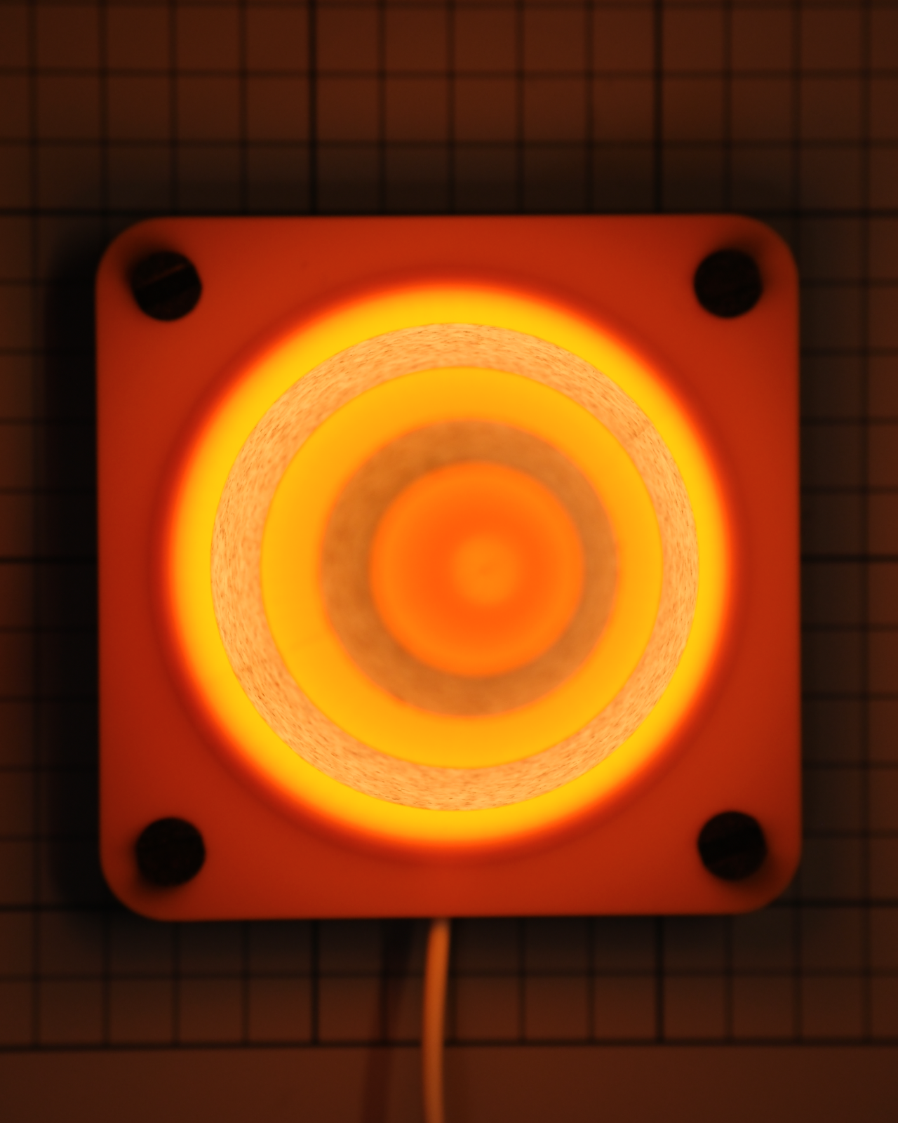 02 retro_traffic_cone_desk_light