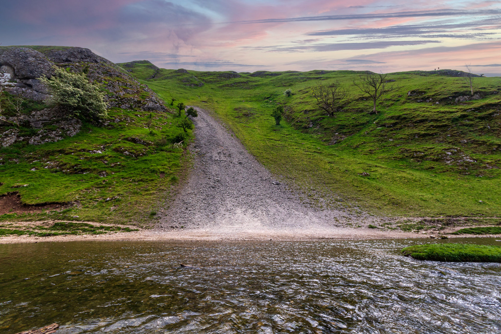 Dovedale Valley, Peak District, UK