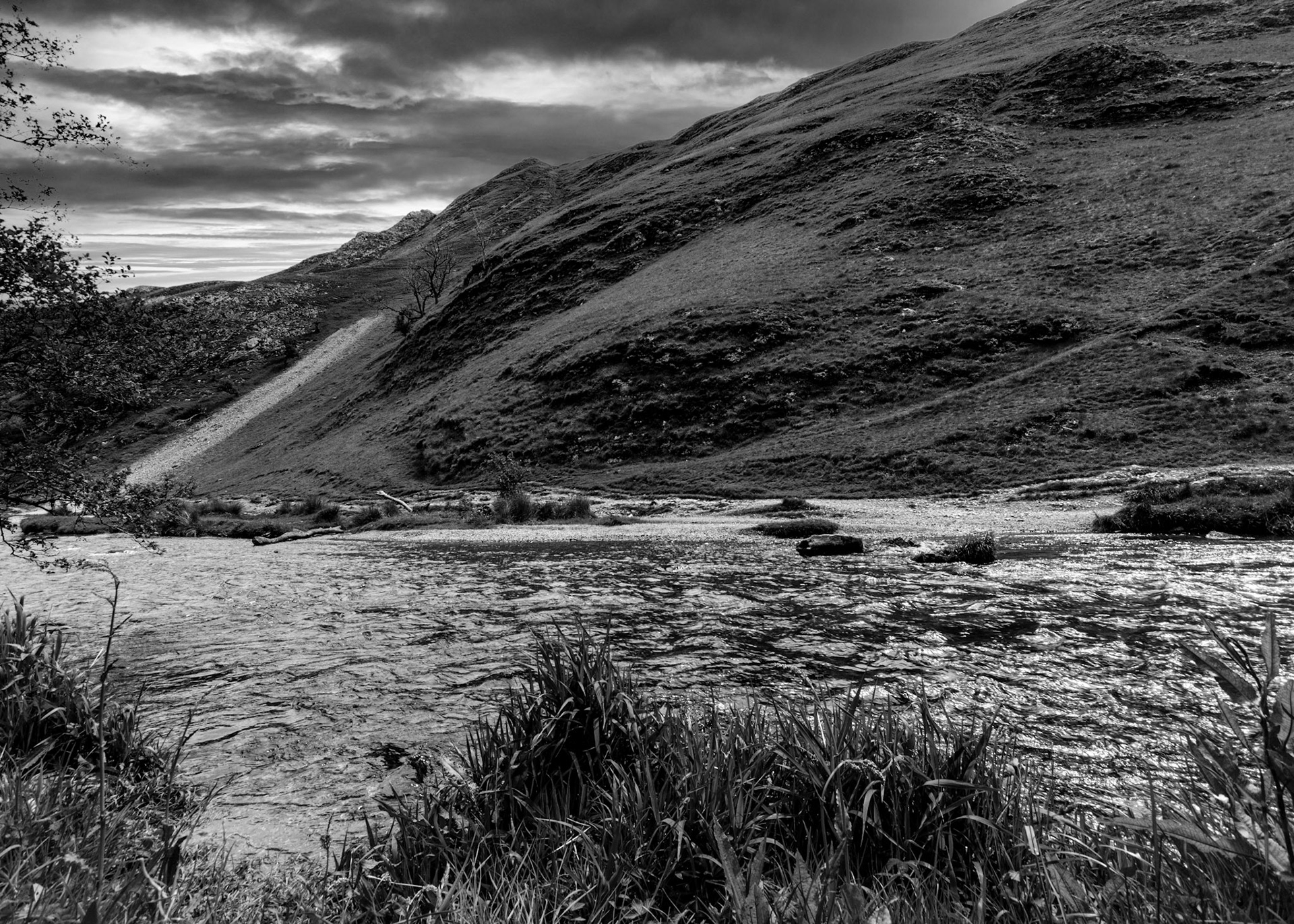 Dovedale Valley, Peak District, UK