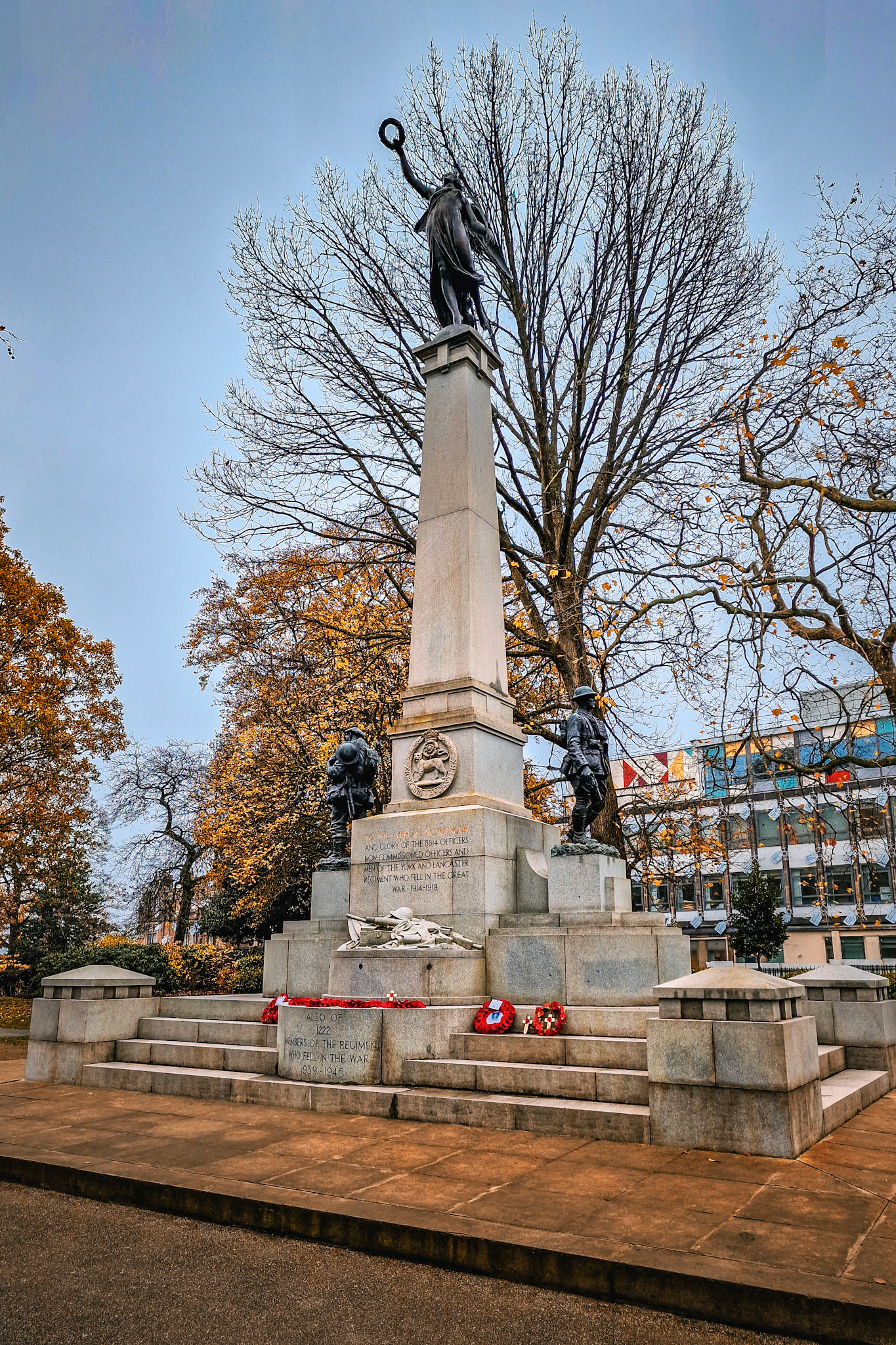 York and Lancaster Memorial, Sheffield, UK