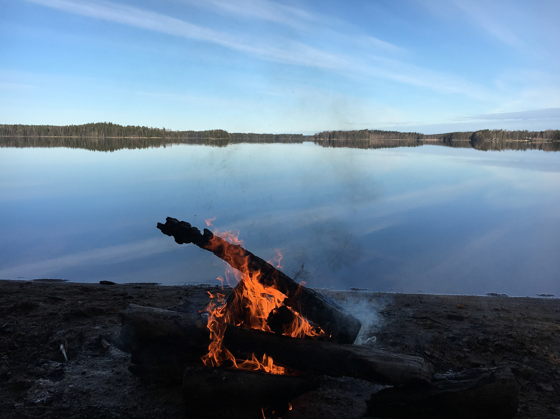 Nuotio Liesjärvi