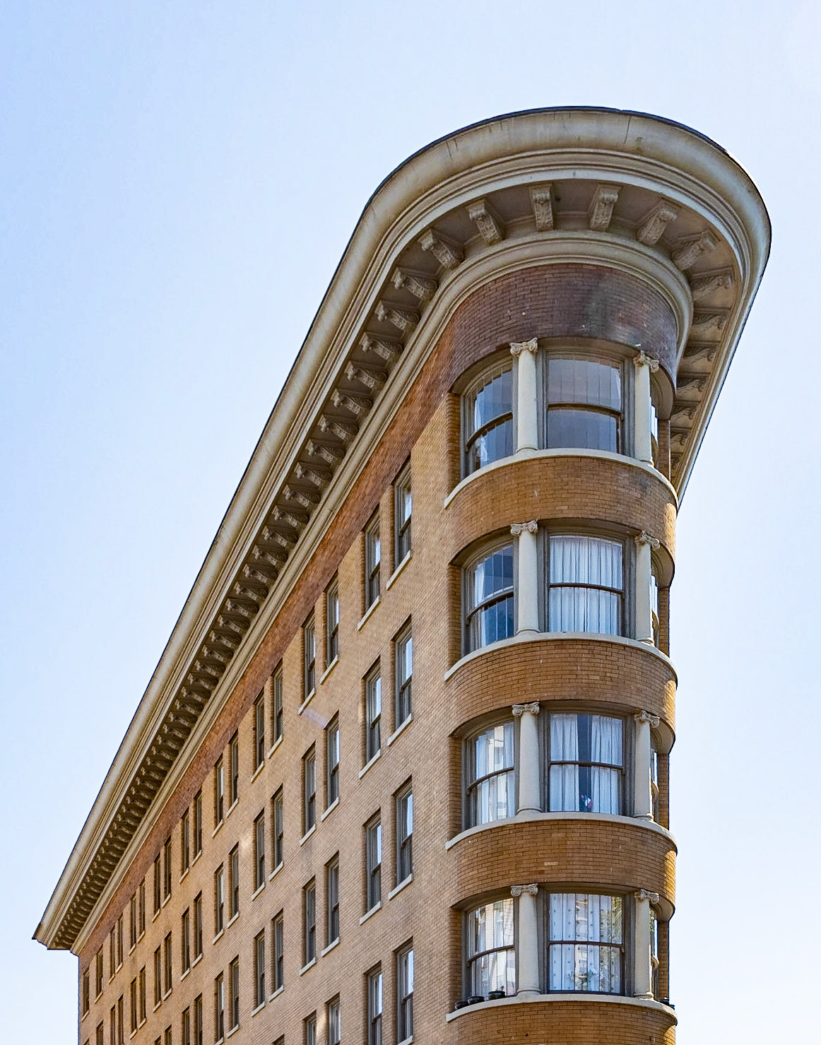 Hotel Europe - Vancouver 2