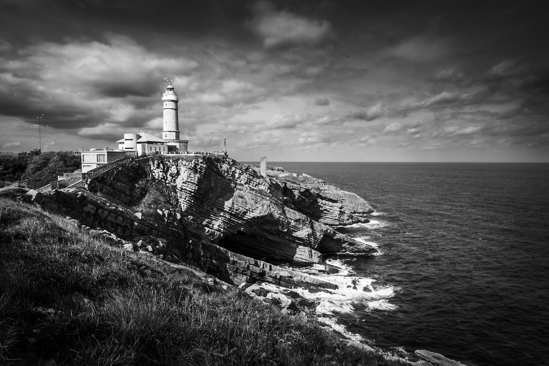Cabo Mayor Lighthouse - The Cliff Below (3:2)