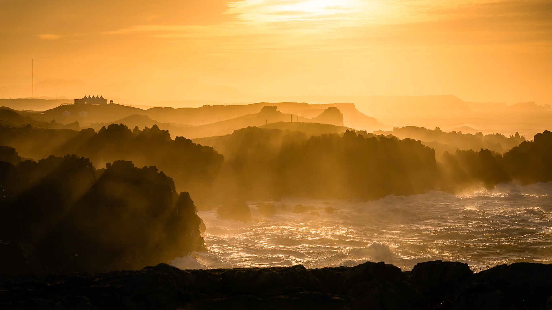 Cabo de Lata - Magic Moment Before Sunset (16:9)