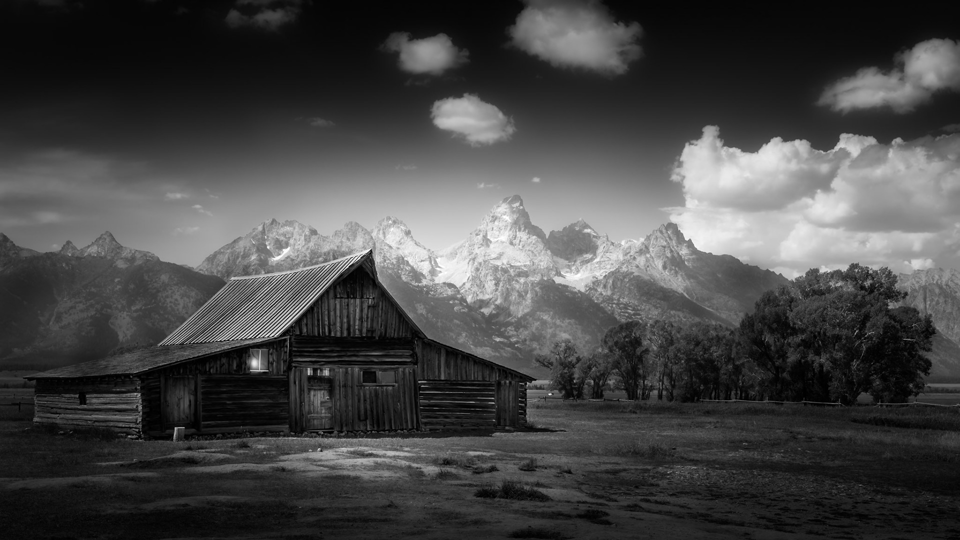 Grand Teton NP - Mormon Row View (16:9)