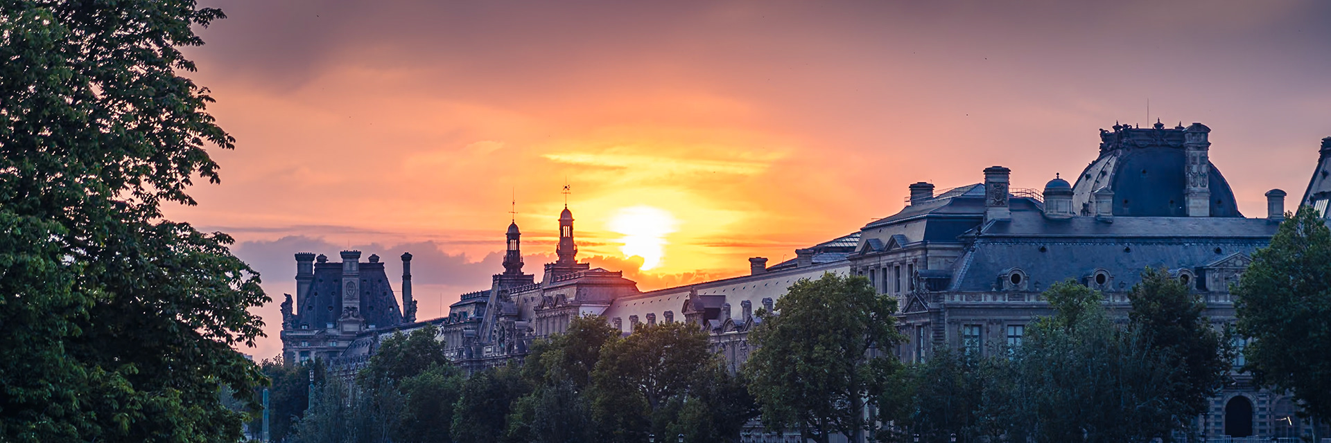 Paris - Sunset Behind the Louvre (1:3)
