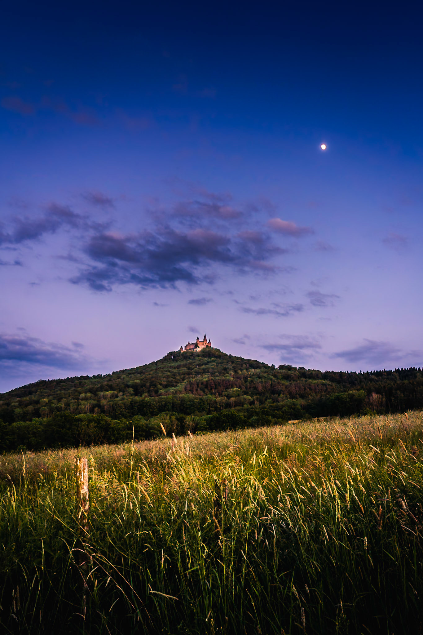 Burg Hohenzollern - Blue Hour and Crescent Moon (3:2)