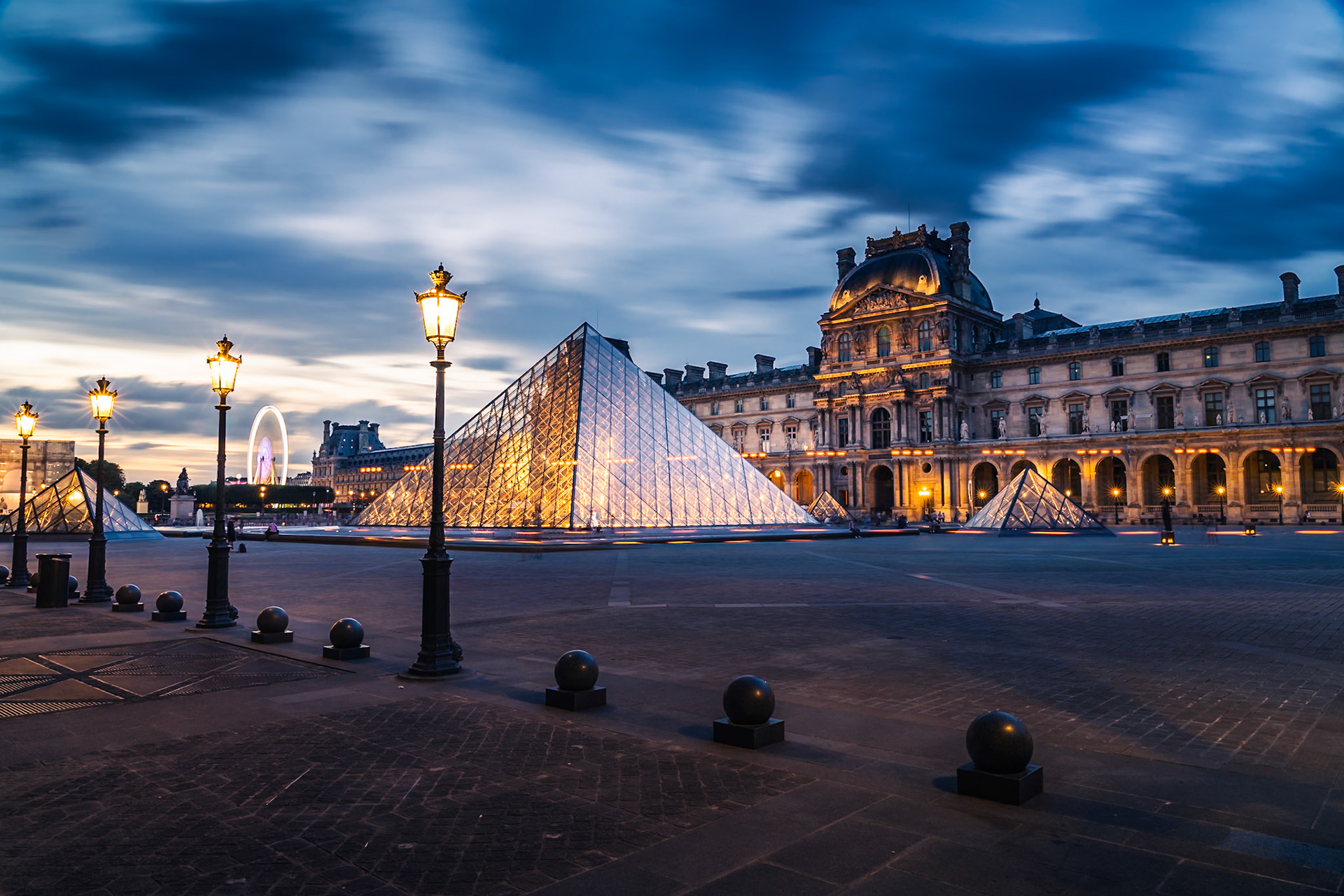 Paris - Illuminated Geometry (2:3)