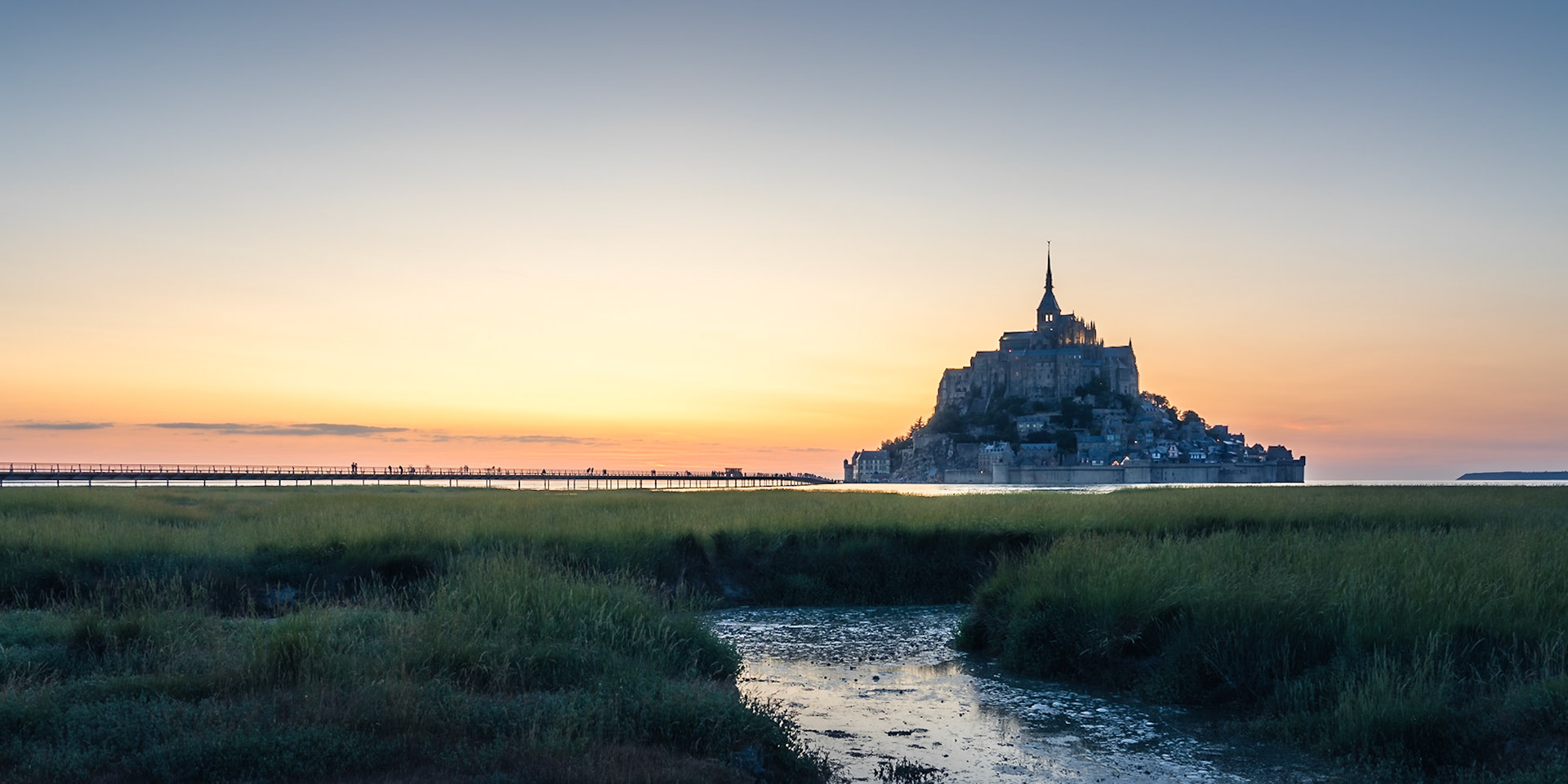 Mont-Saint-Michel - Threshold of the Tides (1:2)