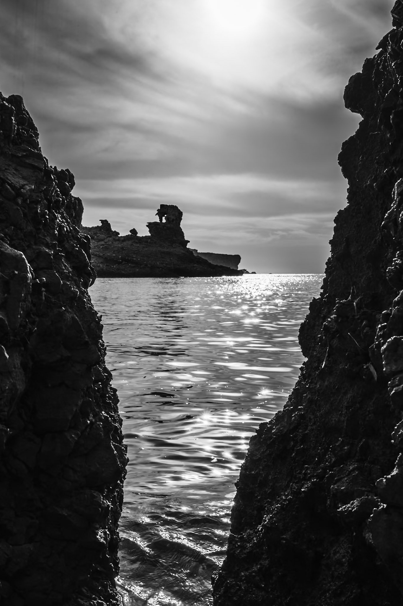 Cala Morell - Framed Water (3:2)