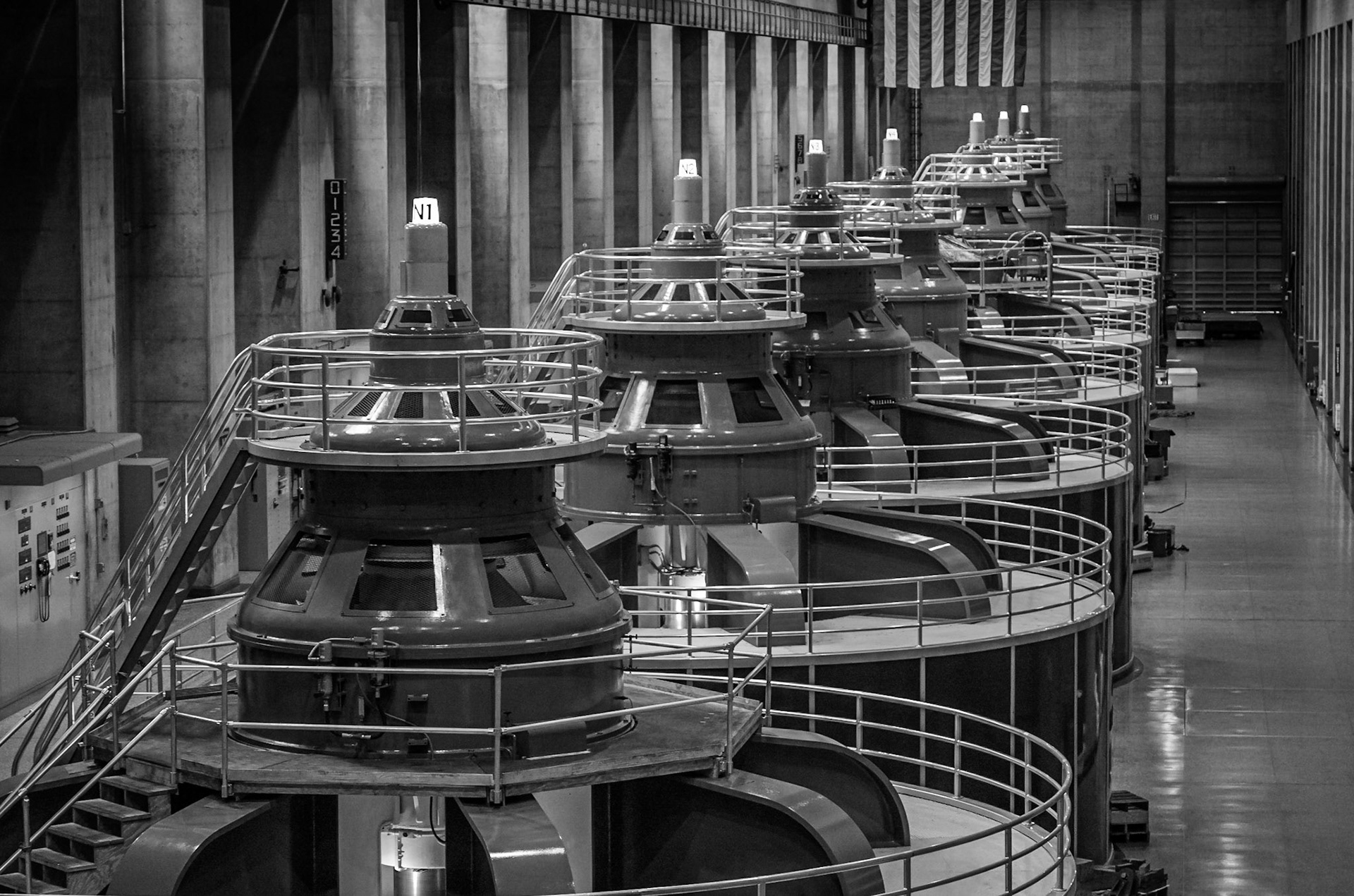 Hoover Dam - Power Lineup (3:2)