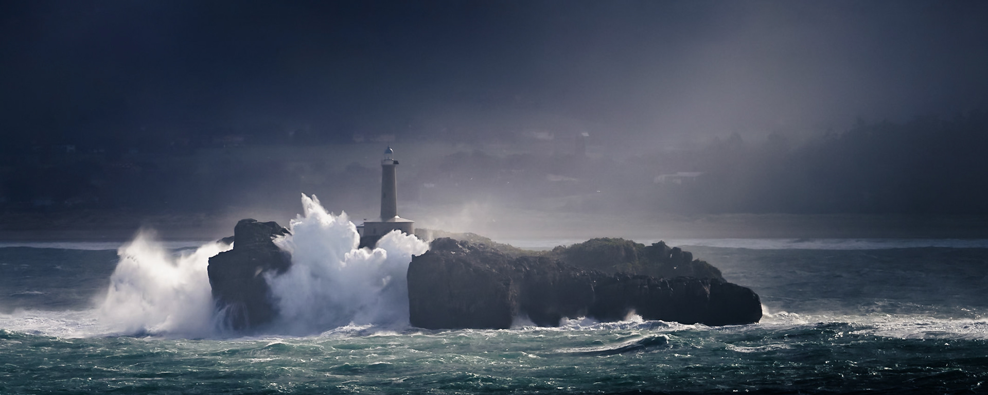 Mouro Island Lighthouse - Veil I (1:2.5)
